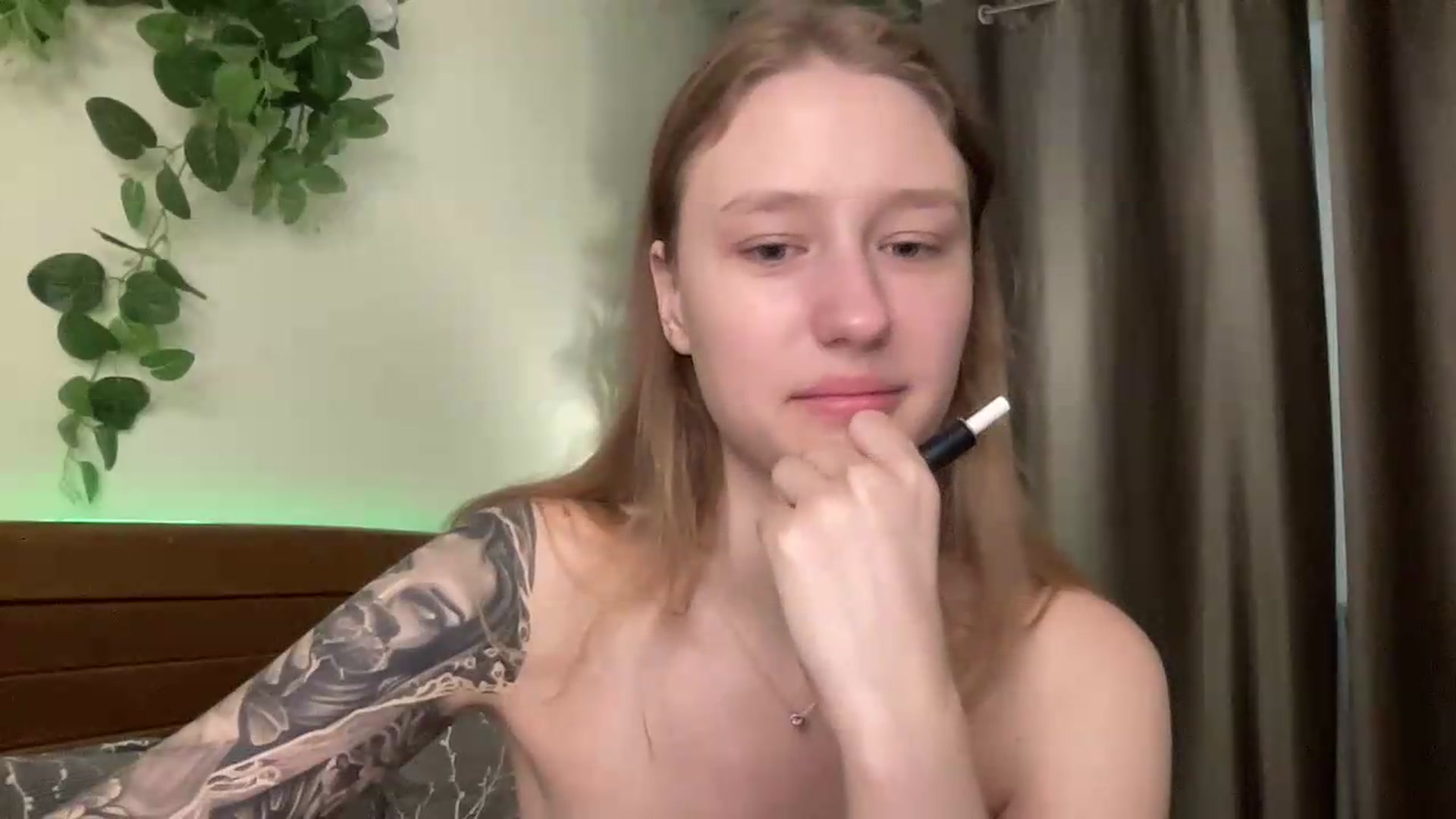 Gallery image thumbnail from Melody_Sabre's myfreecams stream on, 08/17/2026, 12:11 image 16 of 20