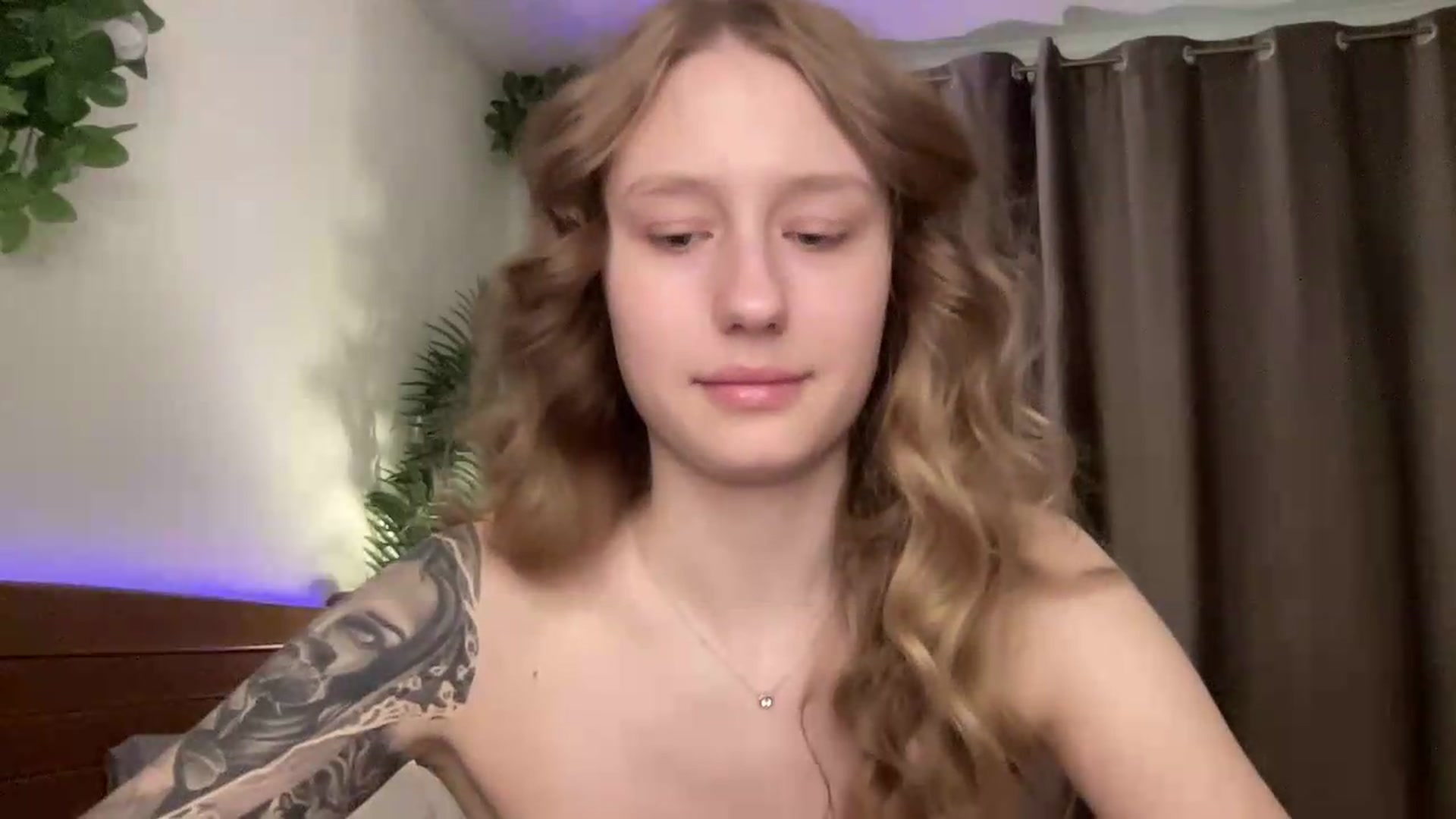 Gallery image thumbnail from Melody_Sabre's myfreecams stream on, 08/18/2026, 10:22 image 2 of 20