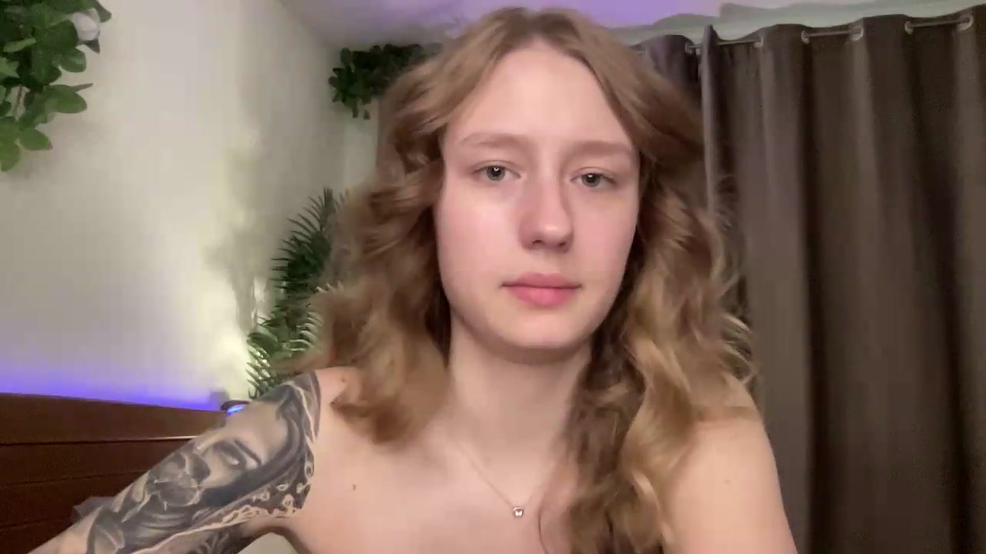 Gallery image thumbnail from Melody_Sabre's myfreecams stream on, 08/18/2026, 10:22 image 5 of 20