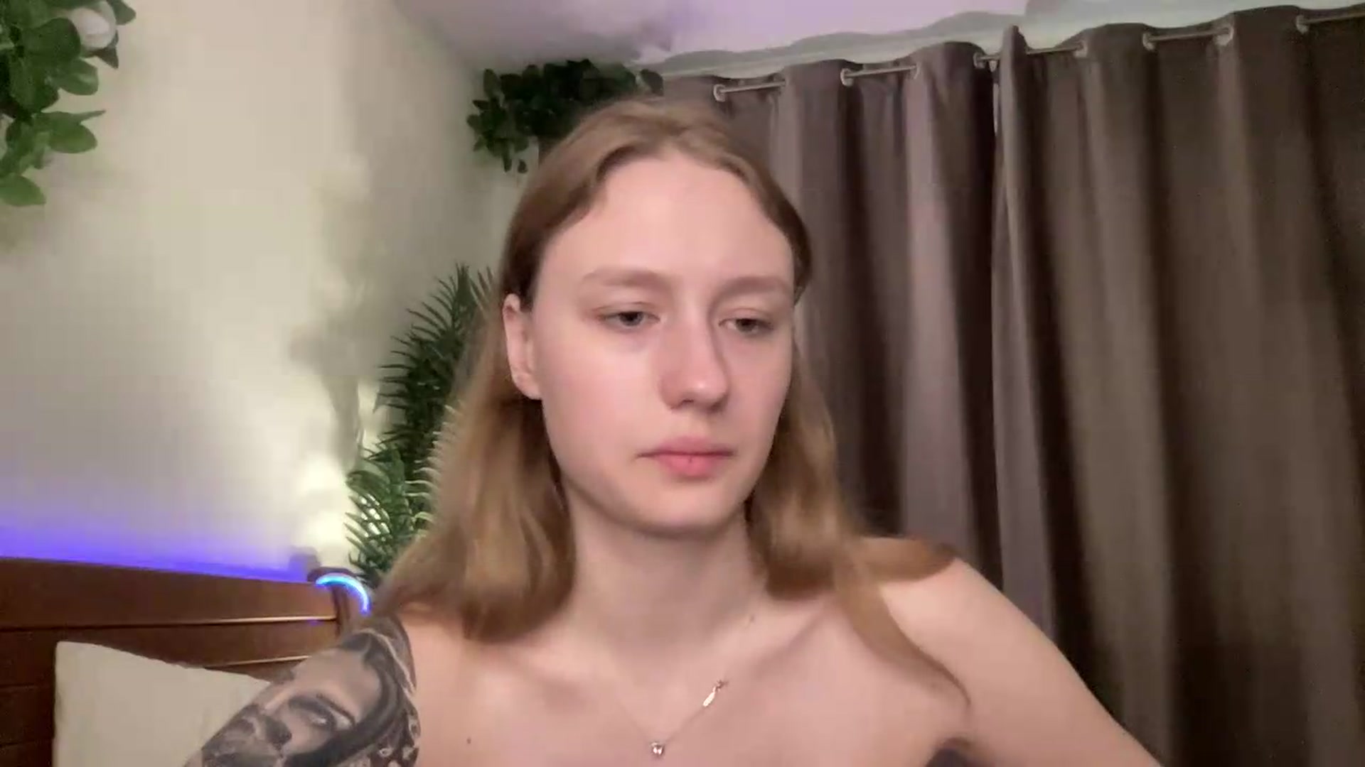 Gallery image thumbnail from Melody_Sabre's myfreecams stream on, 08/19/2026, 12:02 image 17 of 20