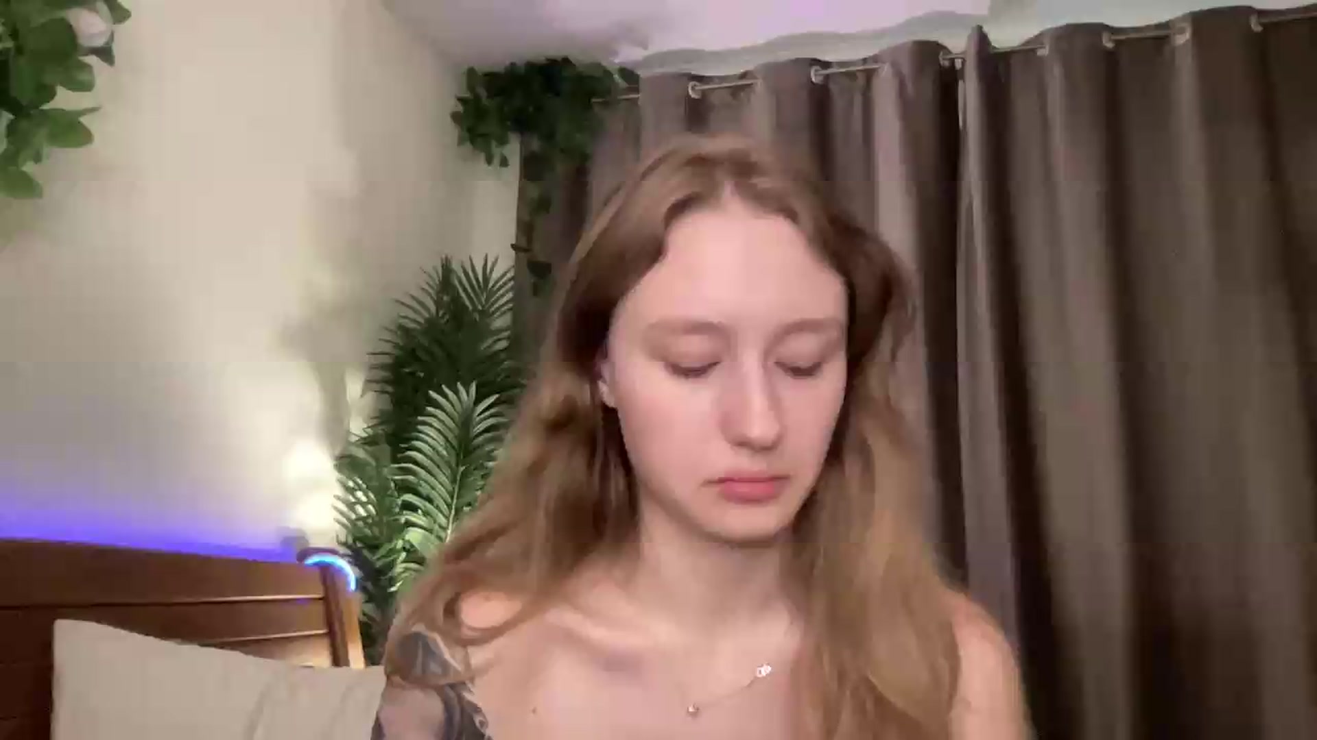 Gallery image thumbnail from Melody_Sabre's myfreecams stream on, 08/19/2026, 12:02 image 8 of 20