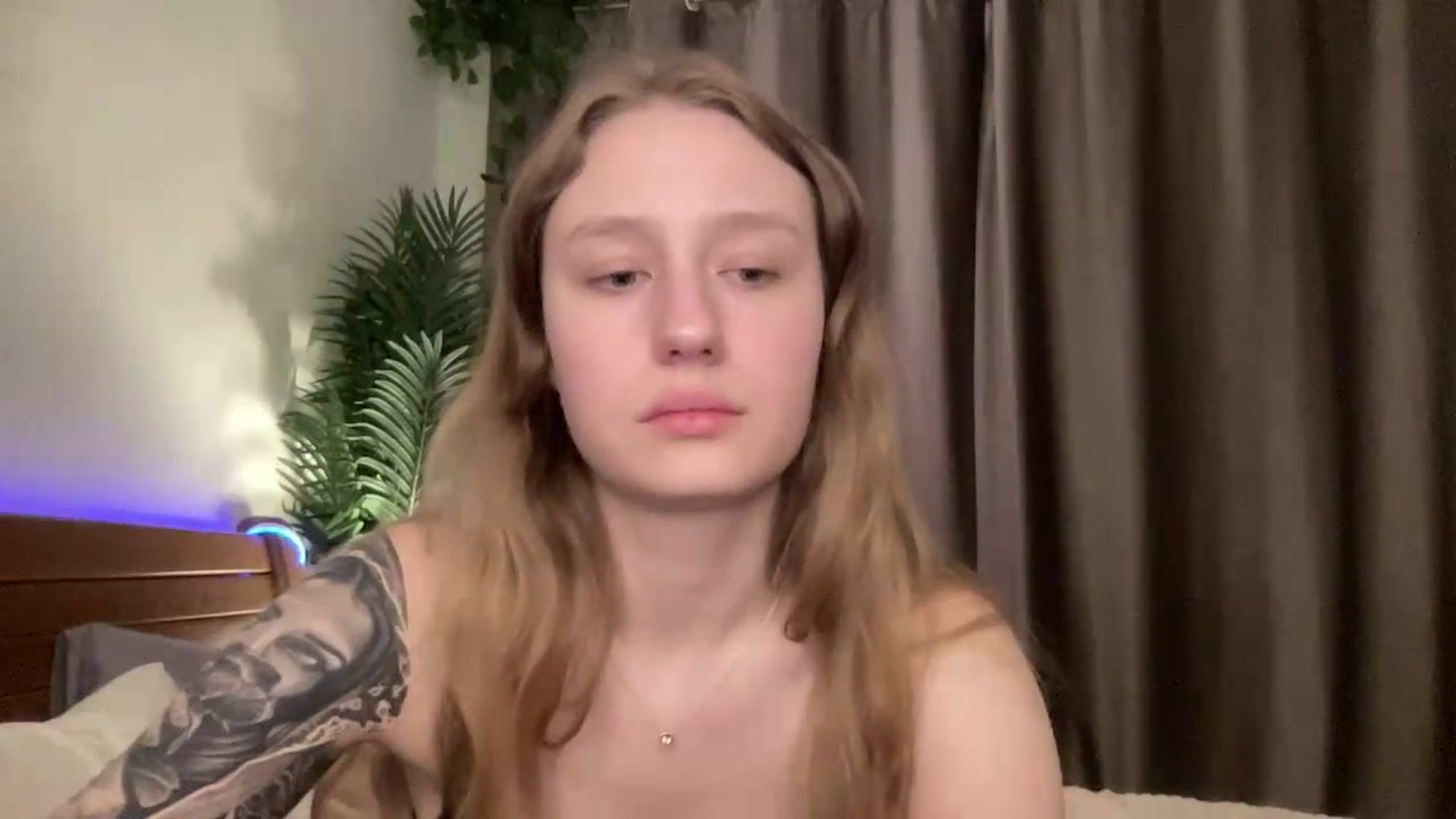 Gallery image thumbnail from Melody_Sabre's myfreecams stream on, 08/19/2026, 13:01 image 18 of 20