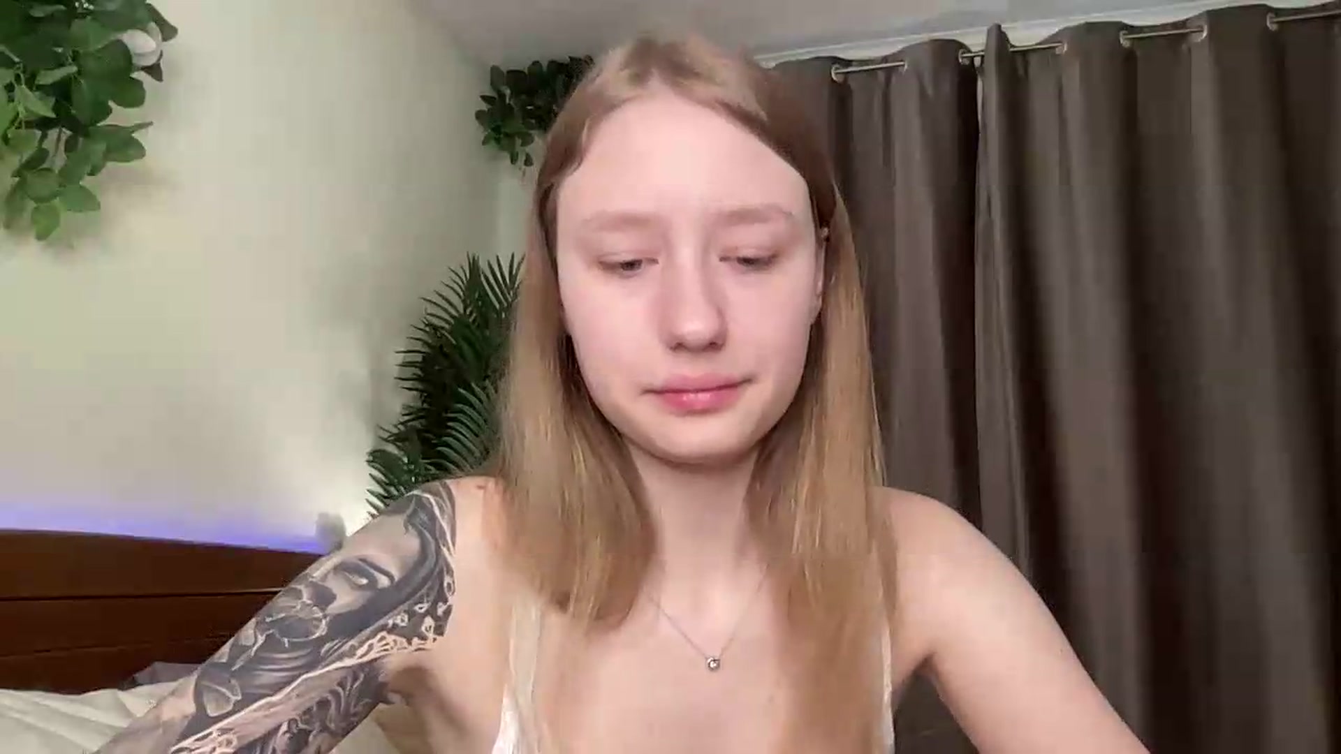 Gallery image thumbnail from Melody_Sabre's myfreecams stream on, 08/20/2026, 07:35 image 20 of 20