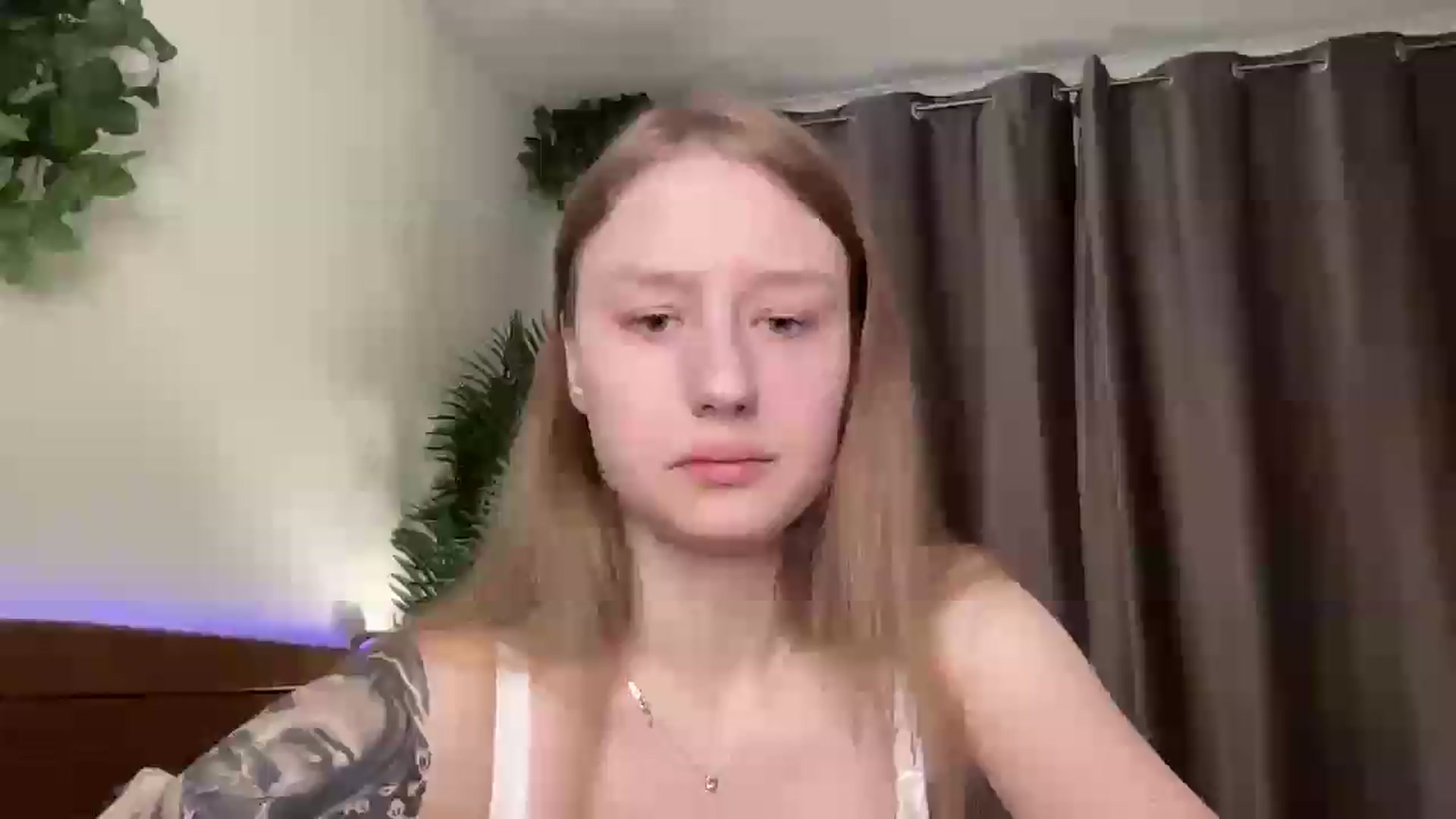 Gallery image thumbnail from Melody_Sabre's myfreecams stream on, 08/20/2026, 08:22 image 7 of 20