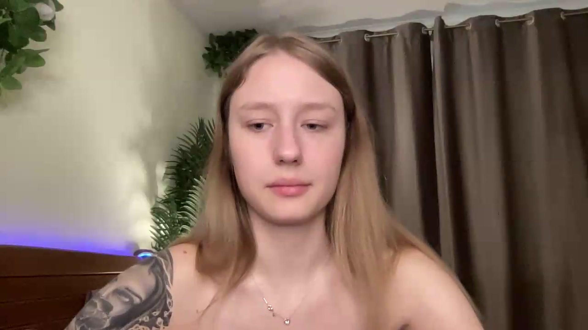Gallery image thumbnail from Melody_Sabre's myfreecams stream on, 08/20/2026, 11:46 image 3 of 20