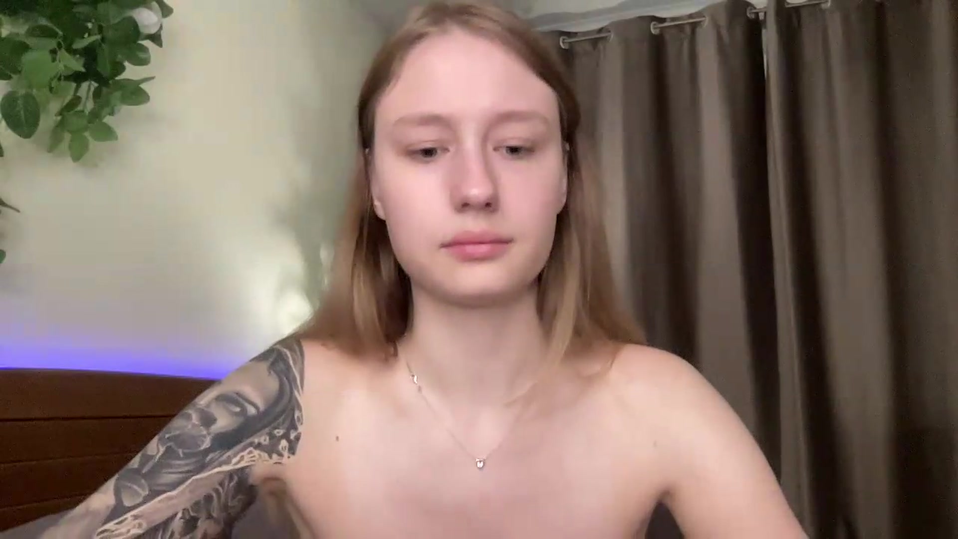 Gallery image thumbnail from Melody_Sabre's myfreecams stream on, 08/20/2026, 14:11 image 12 of 20