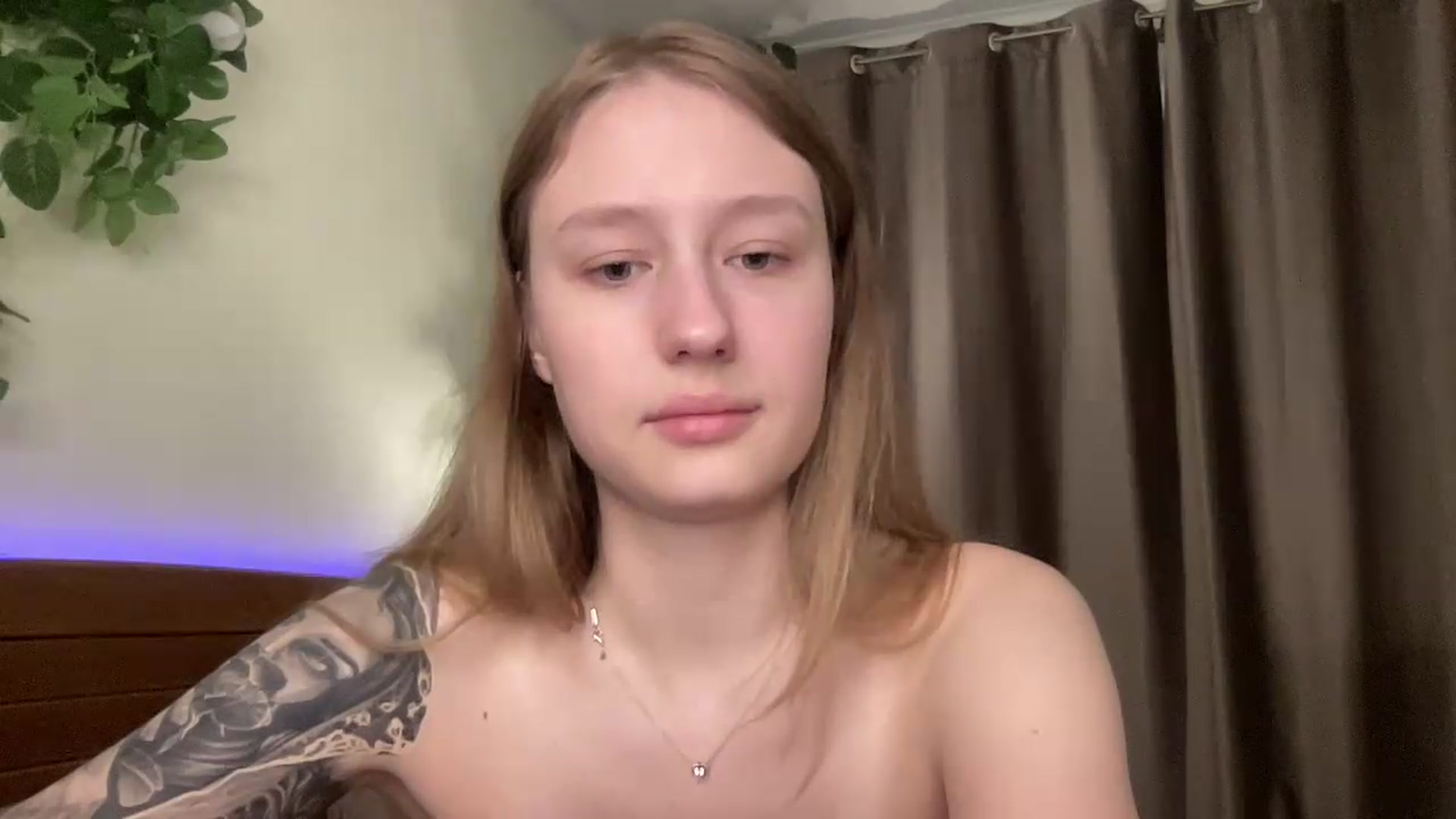 Gallery image thumbnail from Melody_Sabre's myfreecams stream on, 08/20/2026, 14:11 image 18 of 20