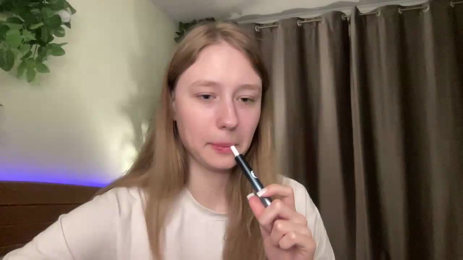 Gallery image thumbnail from Melody_Sabre's myfreecams stream on, 08/20/2026, 15:57 image 14 of 20
