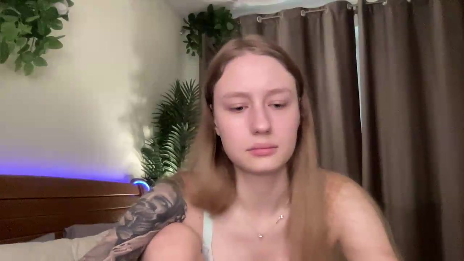 Gallery image thumbnail from Melody_Sabre's myfreecams stream on, 08/21/2026, 07:26 image 5 of 20