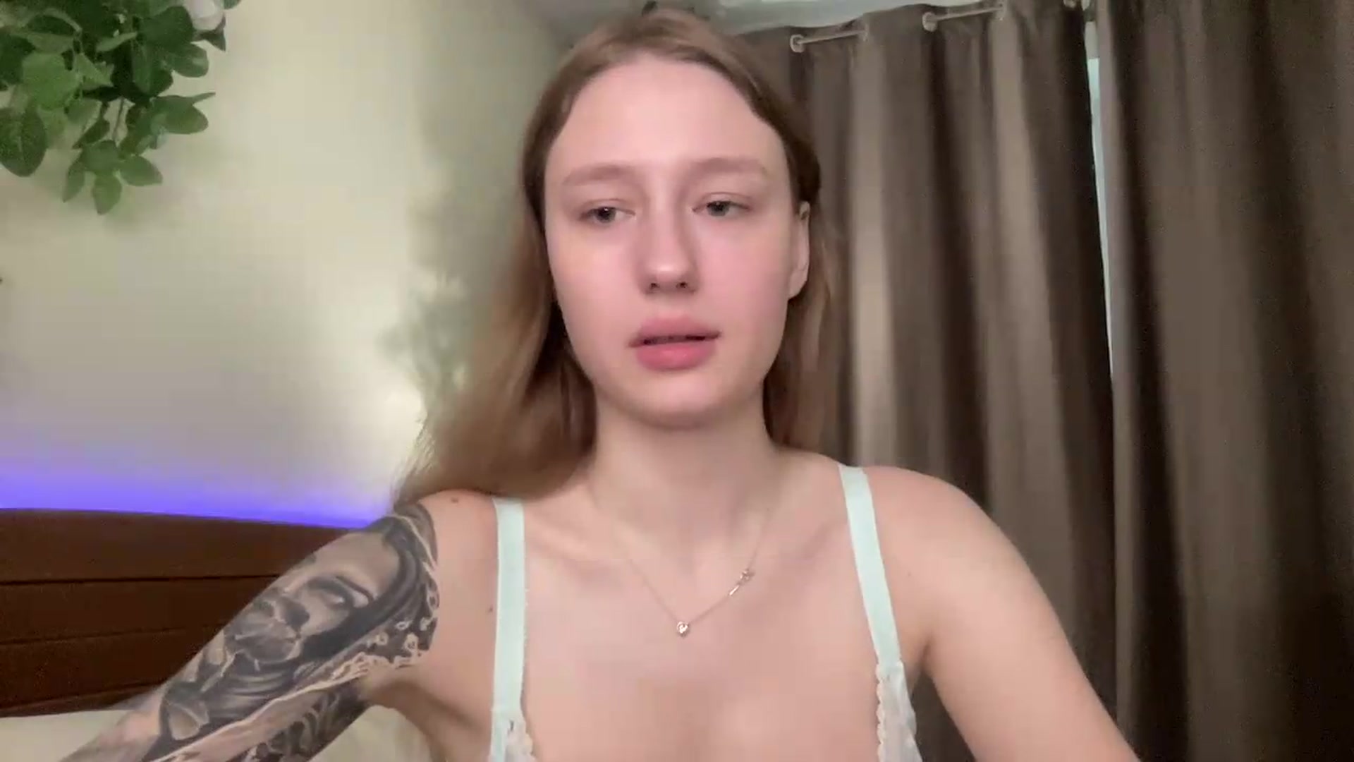 Gallery image thumbnail from Melody_Sabre's myfreecams stream on, 08/21/2026, 07:44 image 2 of 20