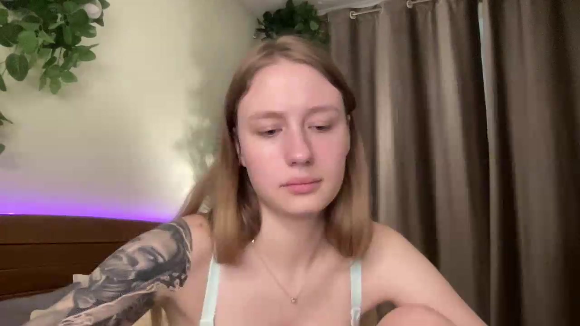 Gallery image thumbnail from Melody_Sabre's myfreecams stream on, 08/21/2026, 10:31 image 19 of 20