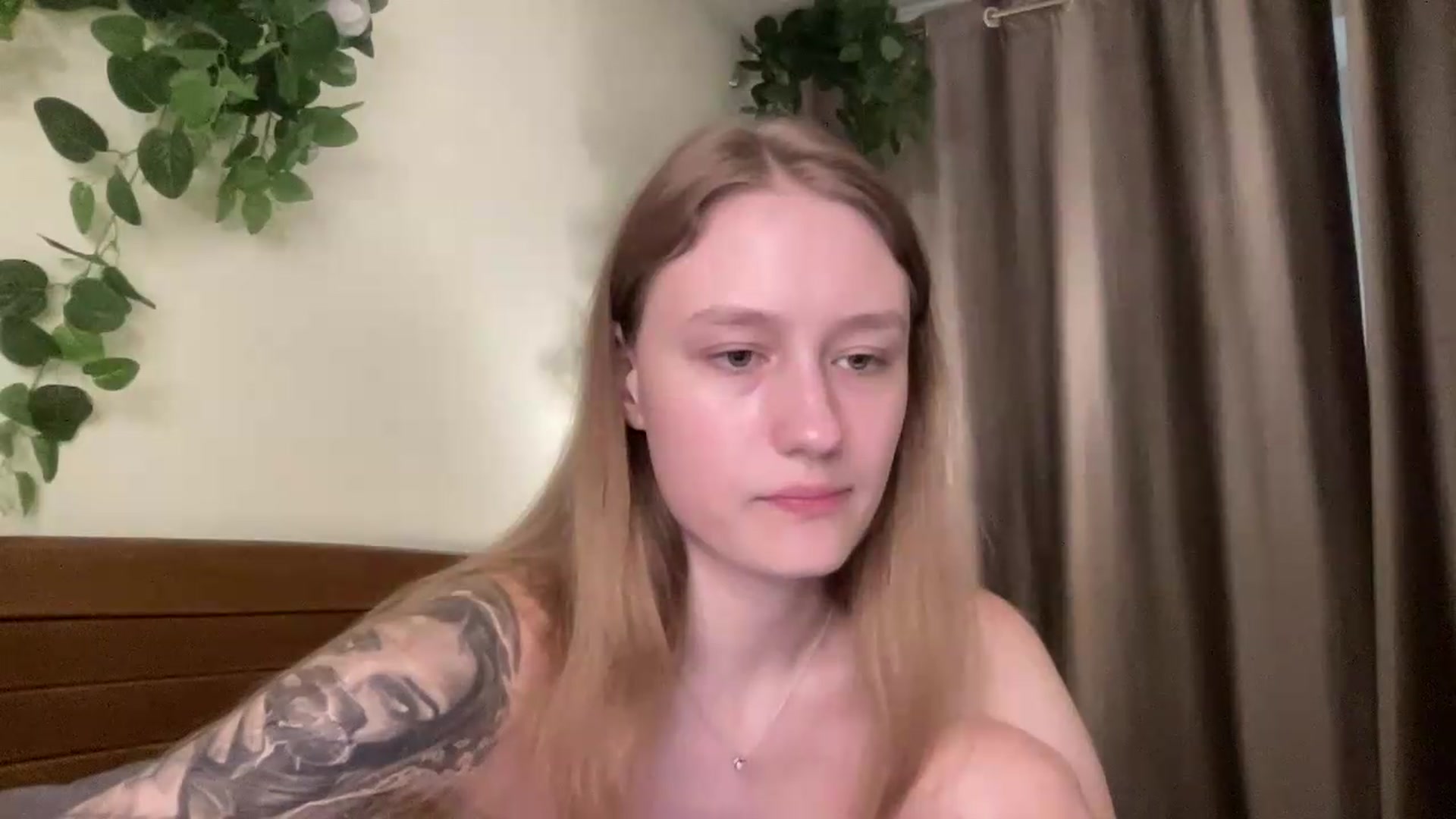 Gallery image thumbnail from Melody_Sabre's myfreecams stream on, 08/21/2026, 14:17 image 12 of 20