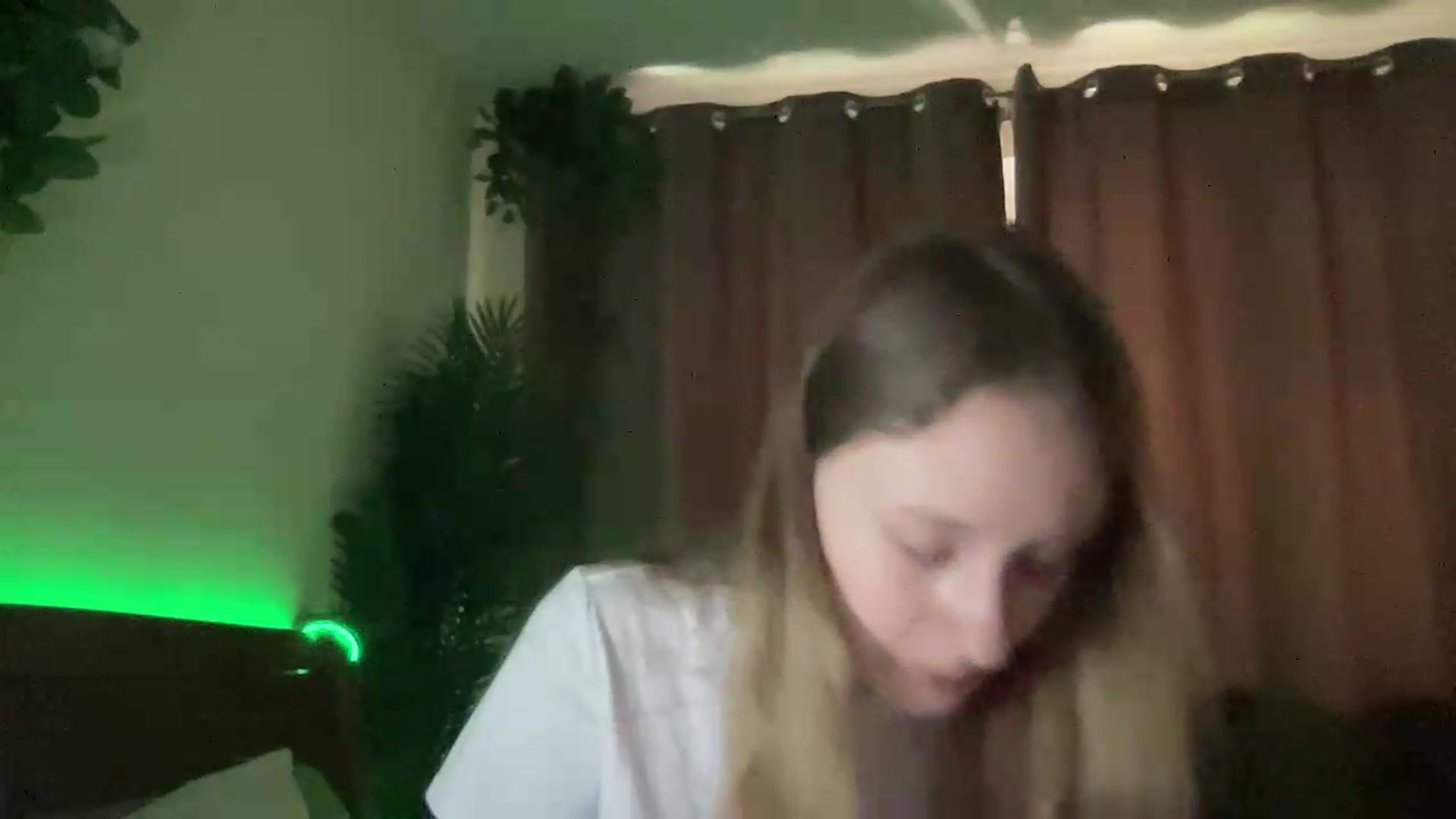 Gallery image thumbnail from Melody_Sabre's myfreecams stream on, 08/22/2026, 07:37 image 6 of 20