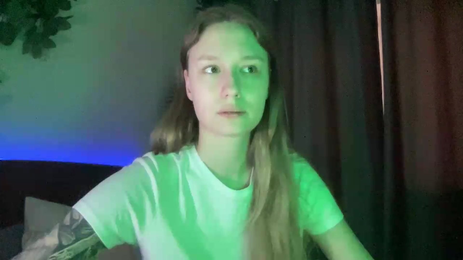 Gallery image thumbnail from Melody_Sabre's myfreecams stream on, 08/22/2026, 10:15 image 12 of 20