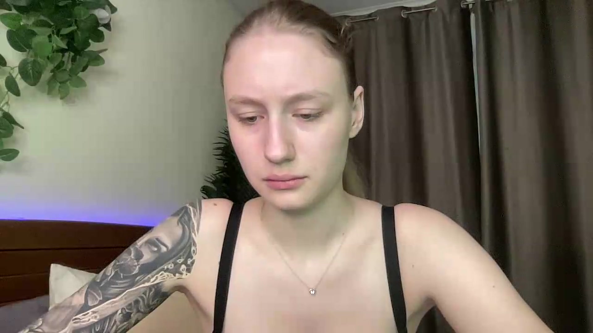 Gallery image thumbnail from Melody_Sabre's myfreecams stream on, 08/22/2026, 11:32 image 17 of 20