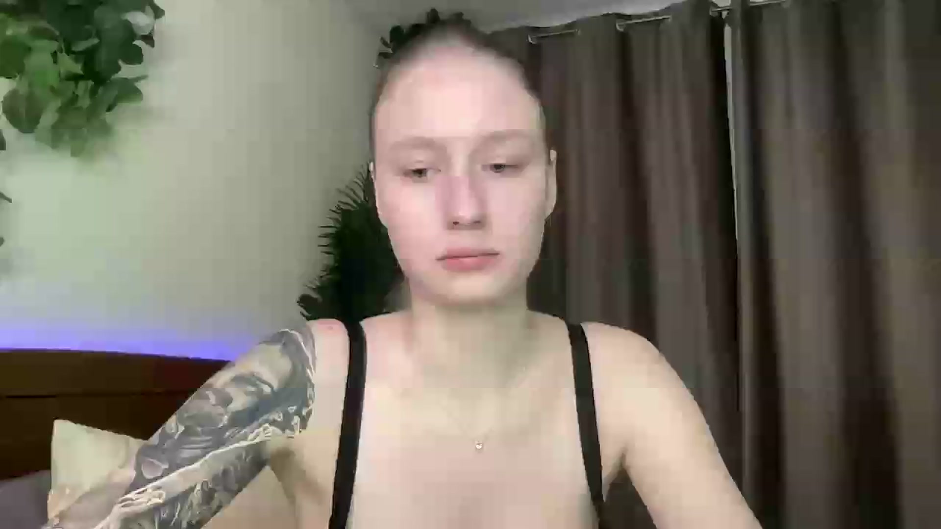 Gallery image thumbnail from Melody_Sabre's myfreecams stream on, 08/22/2026, 11:51 image 5 of 20