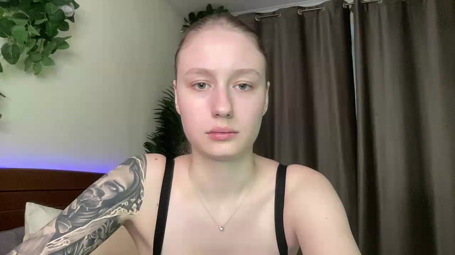 Gallery image thumbnail from Melody_Sabre's myfreecams stream on, 08/22/2026, 11:51 image 6 of 20