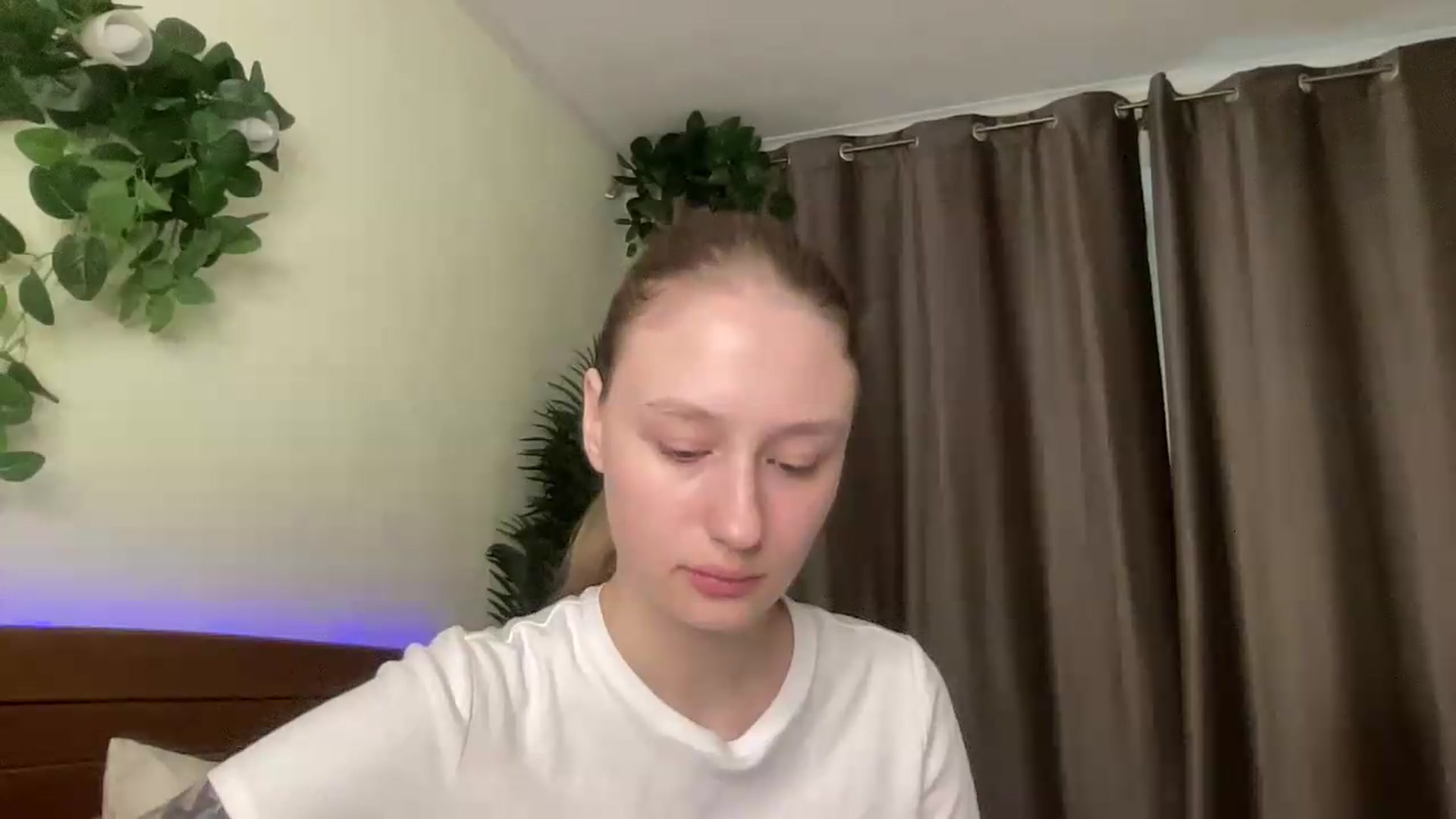 Gallery image thumbnail from Melody_Sabre's myfreecams stream on, 08/22/2026, 12:40 image 19 of 20
