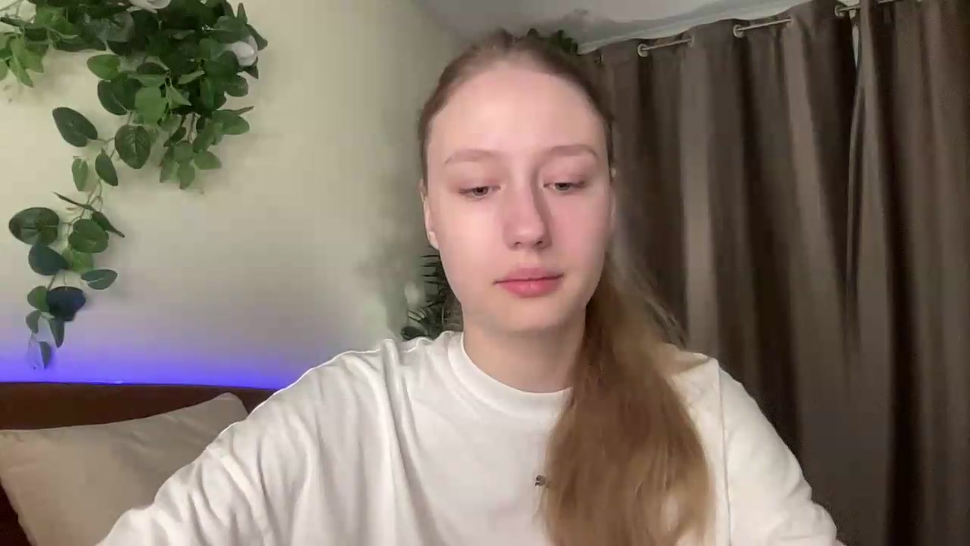 Gallery image thumbnail from Melody_Sabre's myfreecams stream on, 08/24/2026, 07:39 image 11 of 20