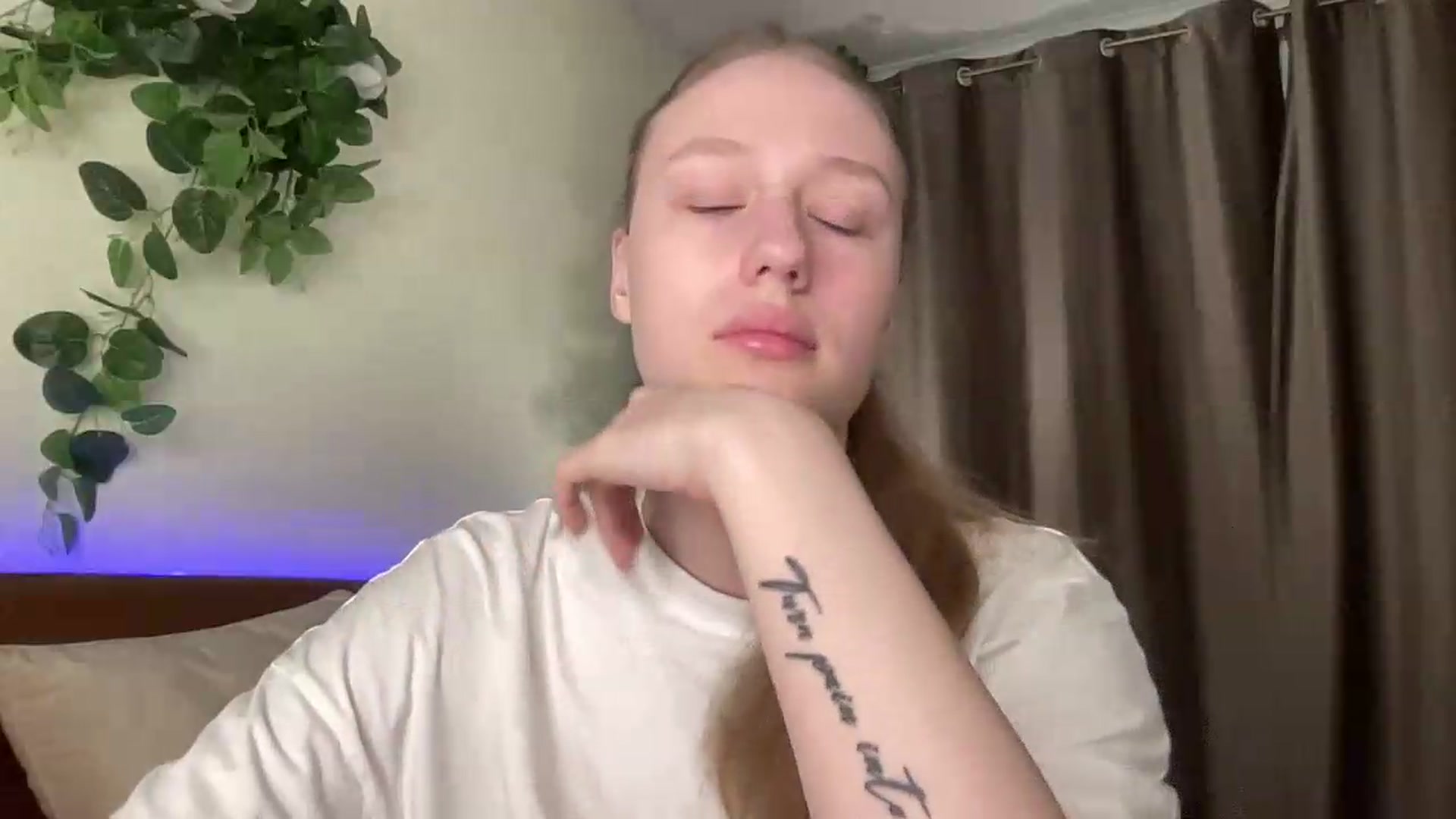 Gallery image thumbnail from Melody_Sabre's myfreecams stream on, 08/24/2026, 07:39 image 7 of 20