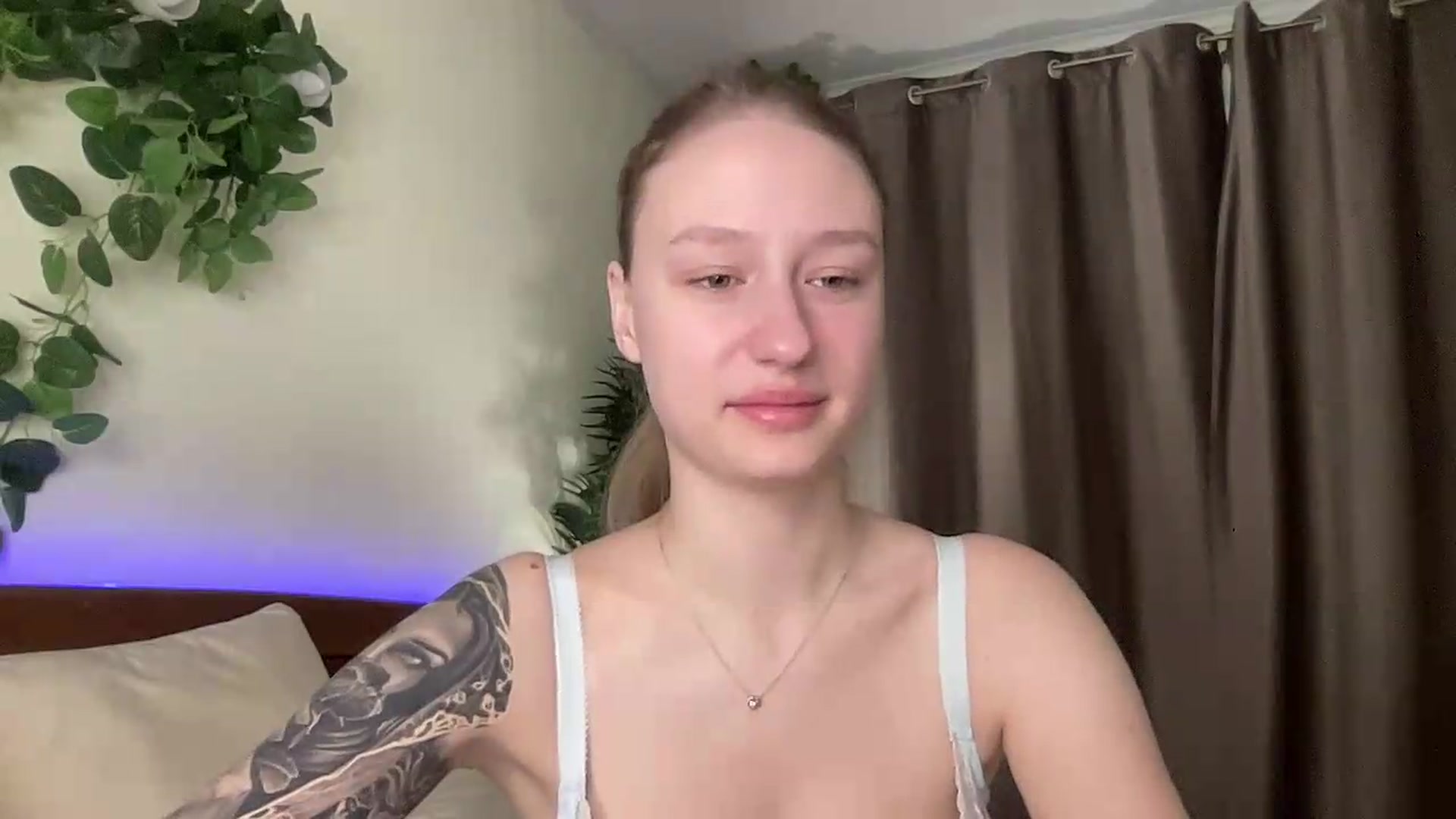 Gallery image thumbnail from Melody_Sabre's myfreecams stream on, 08/24/2026, 08:00 image 8 of 20