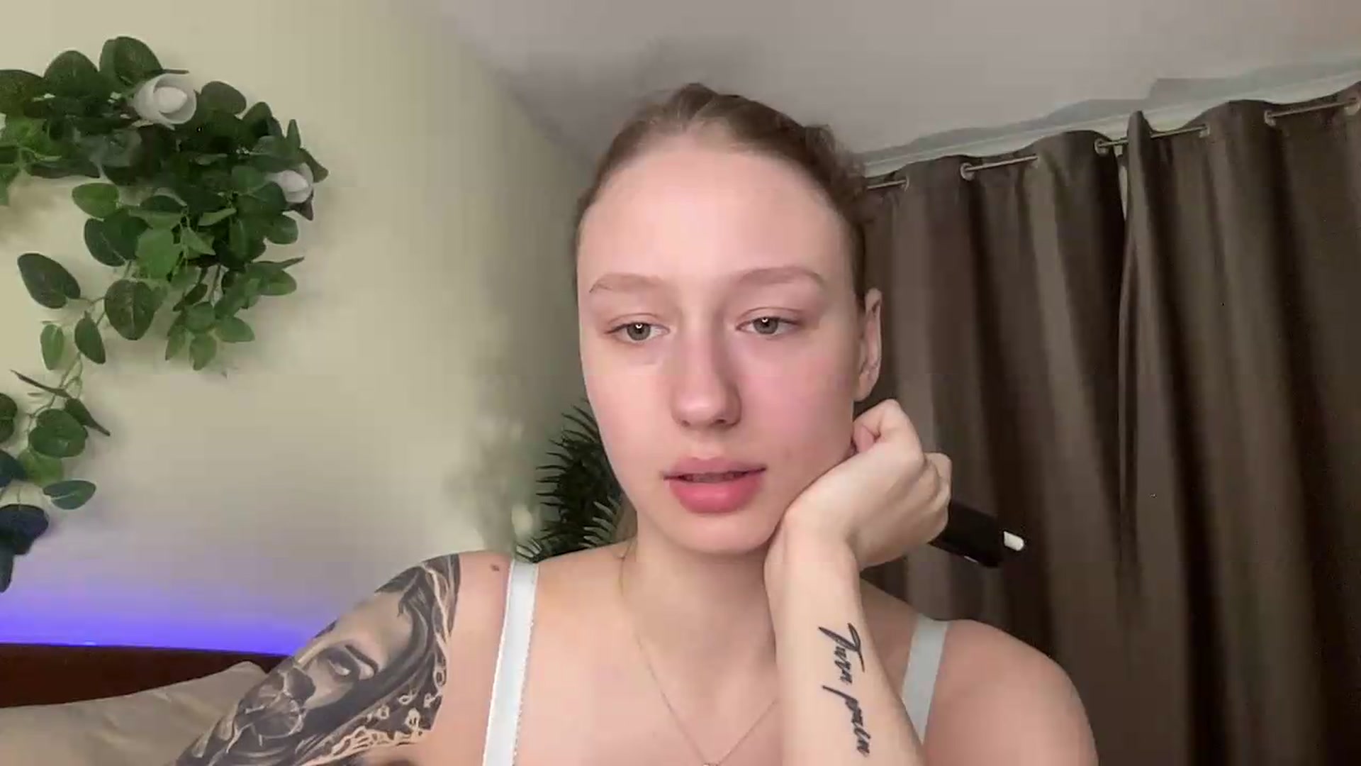 Gallery image thumbnail from Melody_Sabre's myfreecams stream on, 08/24/2026, 08:00 image 14 of 20