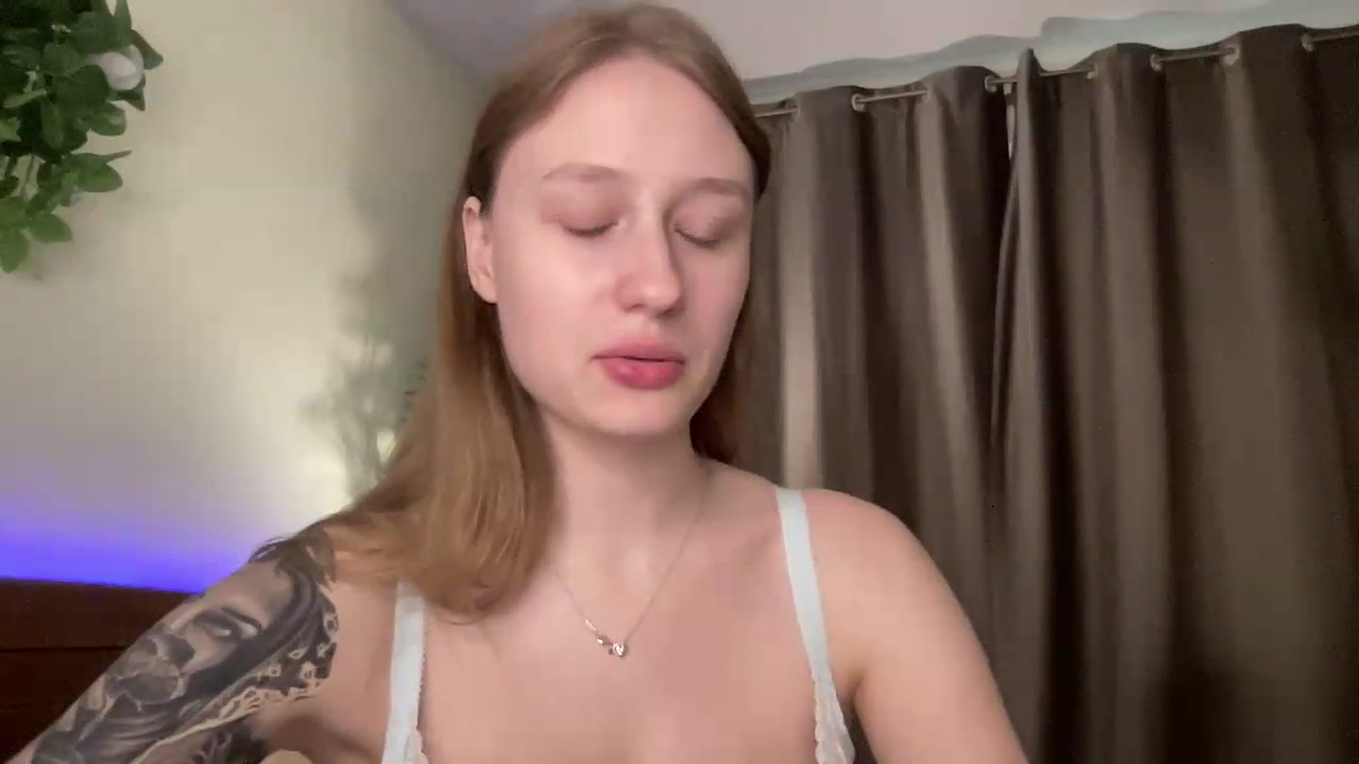 Gallery image thumbnail from Melody_Sabre's myfreecams stream on, 08/24/2026, 13:19 image 14 of 20