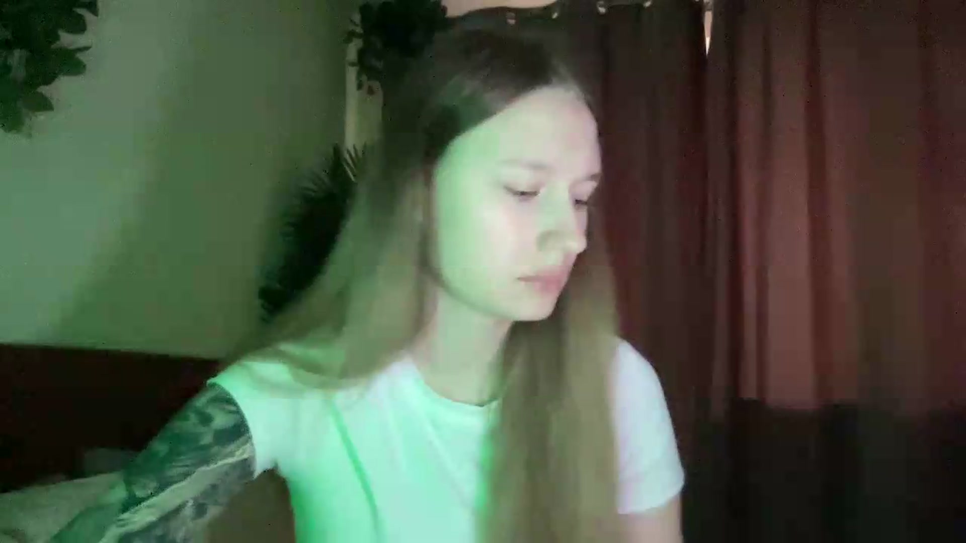 Gallery image thumbnail from Melody_Sabre's myfreecams stream on, 08/25/2026, 07:30 image 14 of 20