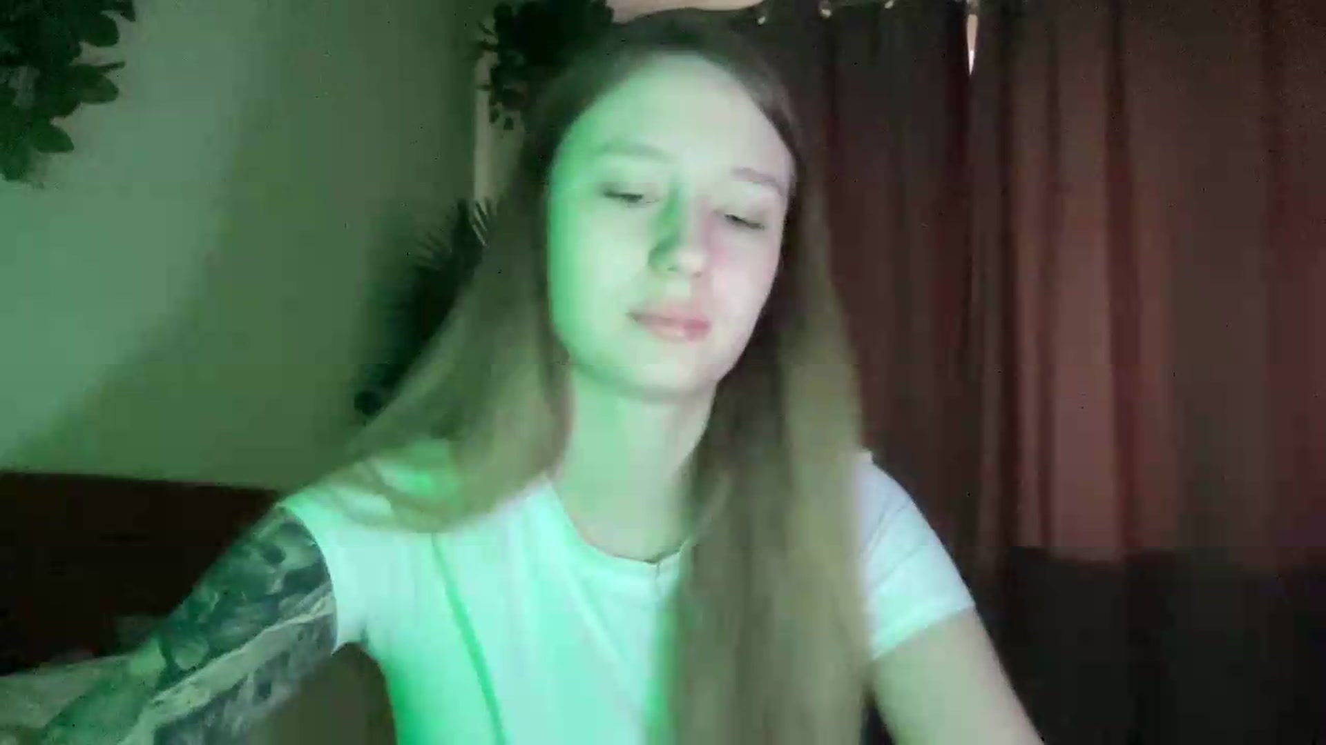 Gallery image thumbnail from Melody_Sabre's myfreecams stream on, 08/25/2026, 07:30 image 16 of 20
