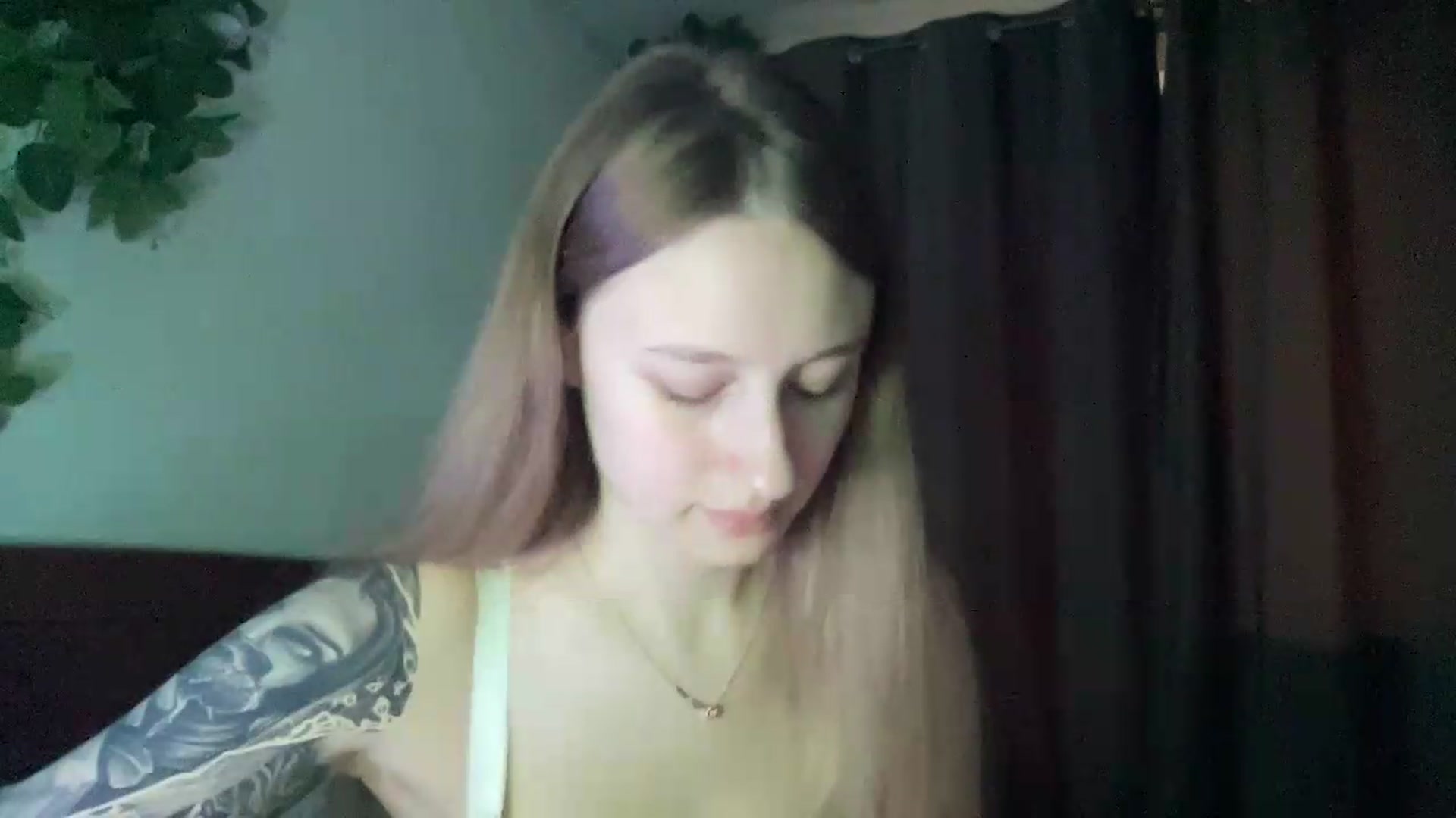 Gallery image thumbnail from Melody_Sabre's myfreecams stream on, 08/25/2026, 08:48 image 19 of 20