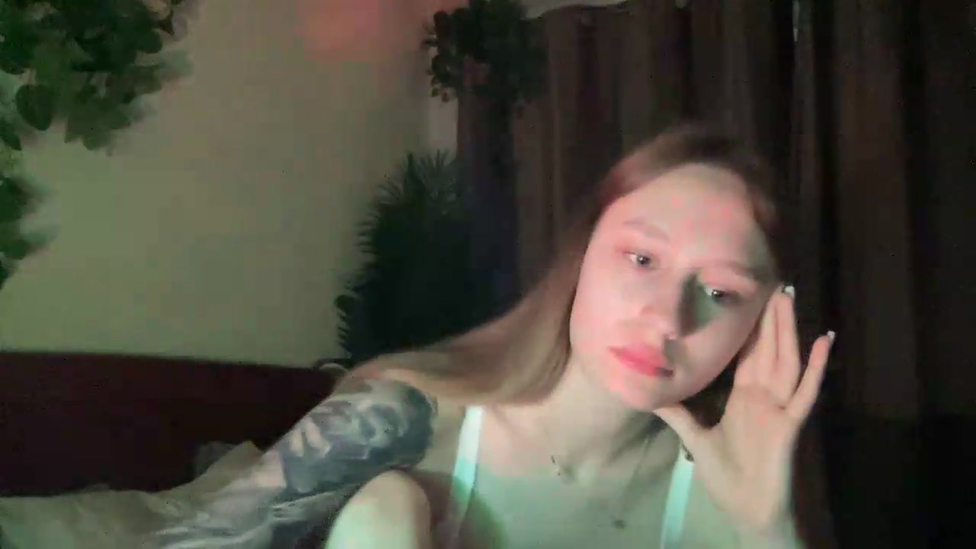 Gallery image thumbnail from Melody_Sabre's myfreecams stream on, 08/25/2026, 11:46 image 12 of 20