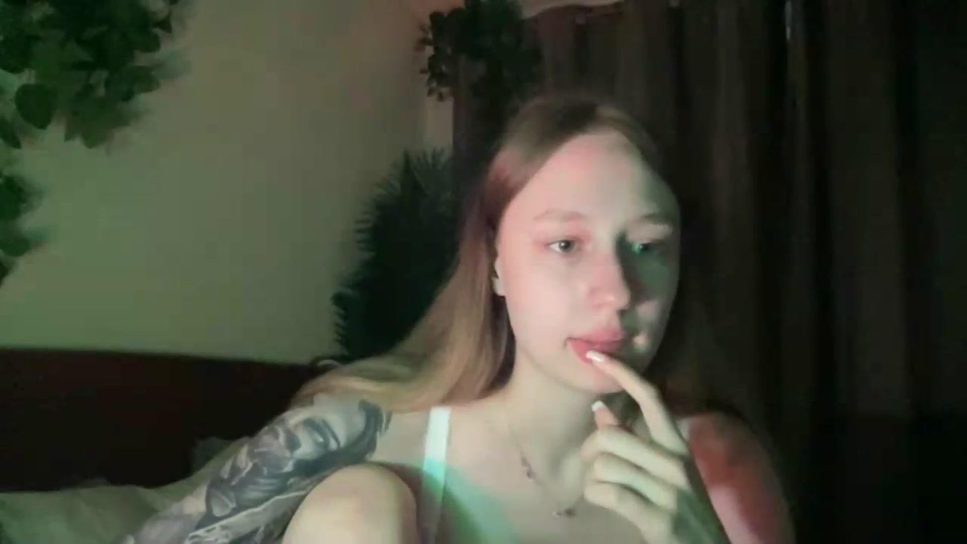 Gallery image thumbnail from Melody_Sabre's myfreecams stream on, 08/25/2026, 11:46 image 11 of 20