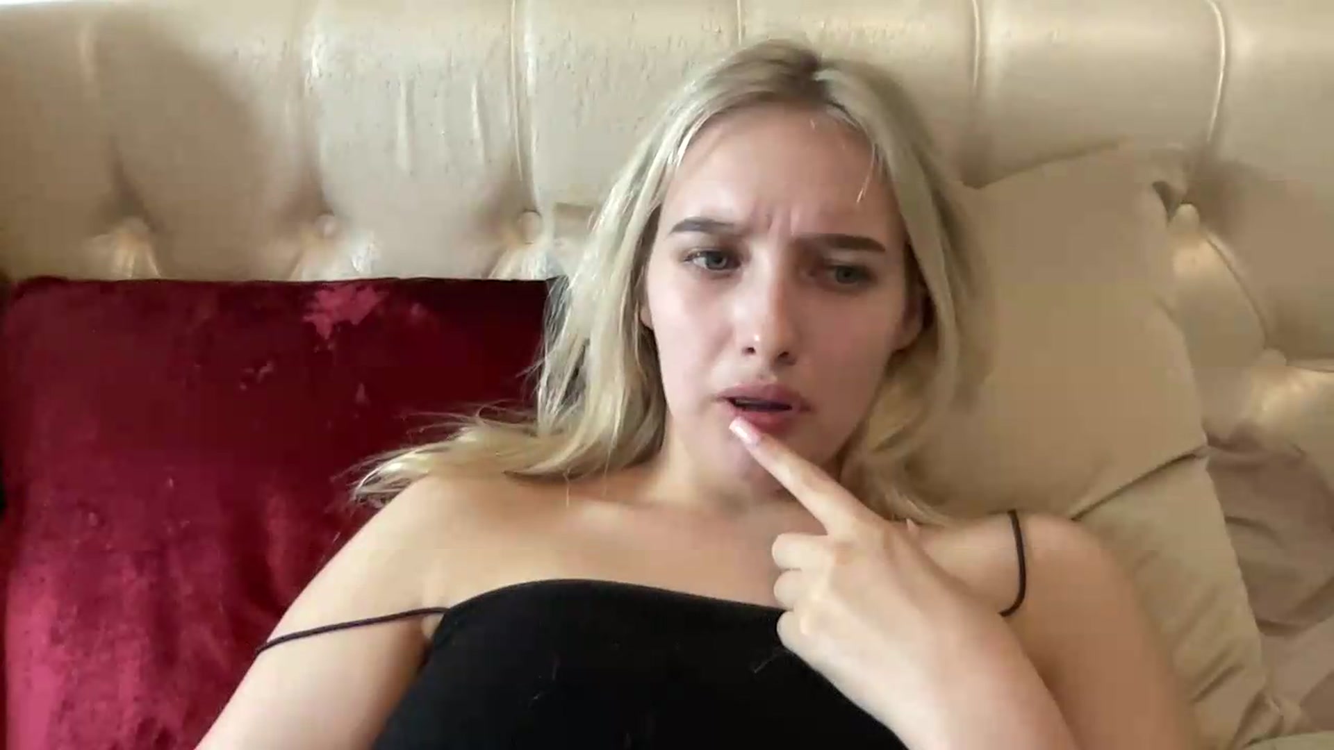 Gallery image thumbnail from Melody_Sabre's myfreecams stream on, 08/25/2026, 17:06 image 10 of 20