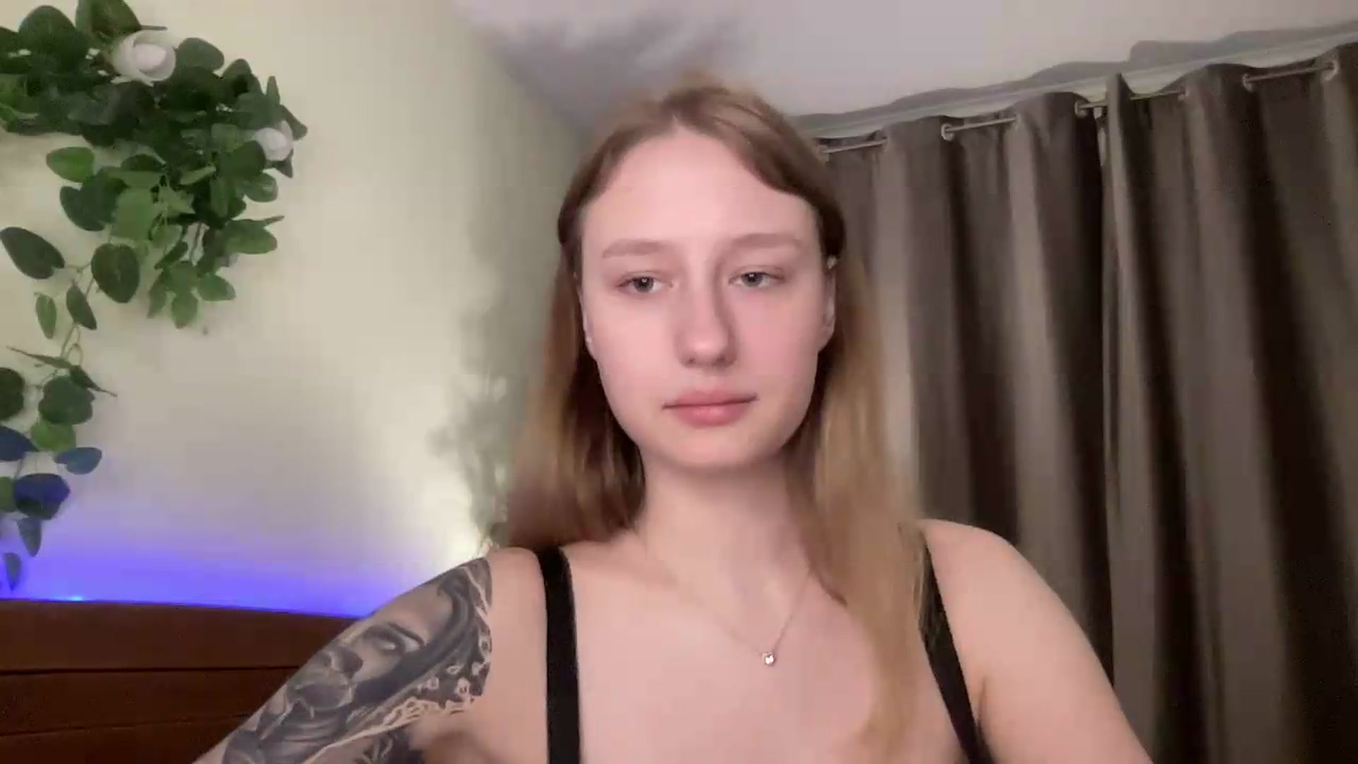 Gallery image thumbnail from Melody_Sabre's myfreecams stream on, 08/26/2026, 11:19 image 12 of 20