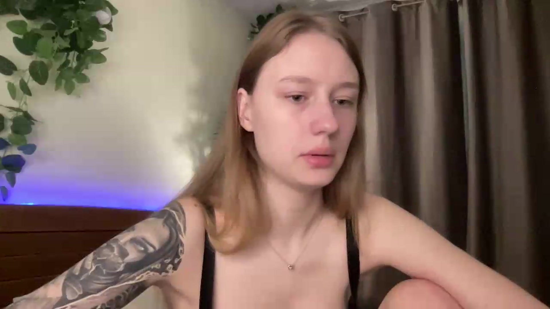 Gallery image thumbnail from Melody_Sabre's myfreecams stream on, 08/27/2026, 09:35 image 6 of 20