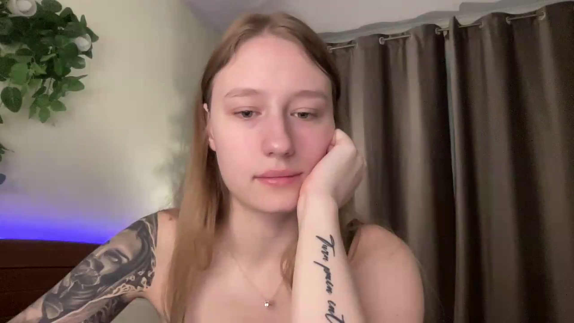 Gallery image thumbnail from Melody_Sabre's myfreecams stream on, 08/27/2026, 11:07 image 6 of 20