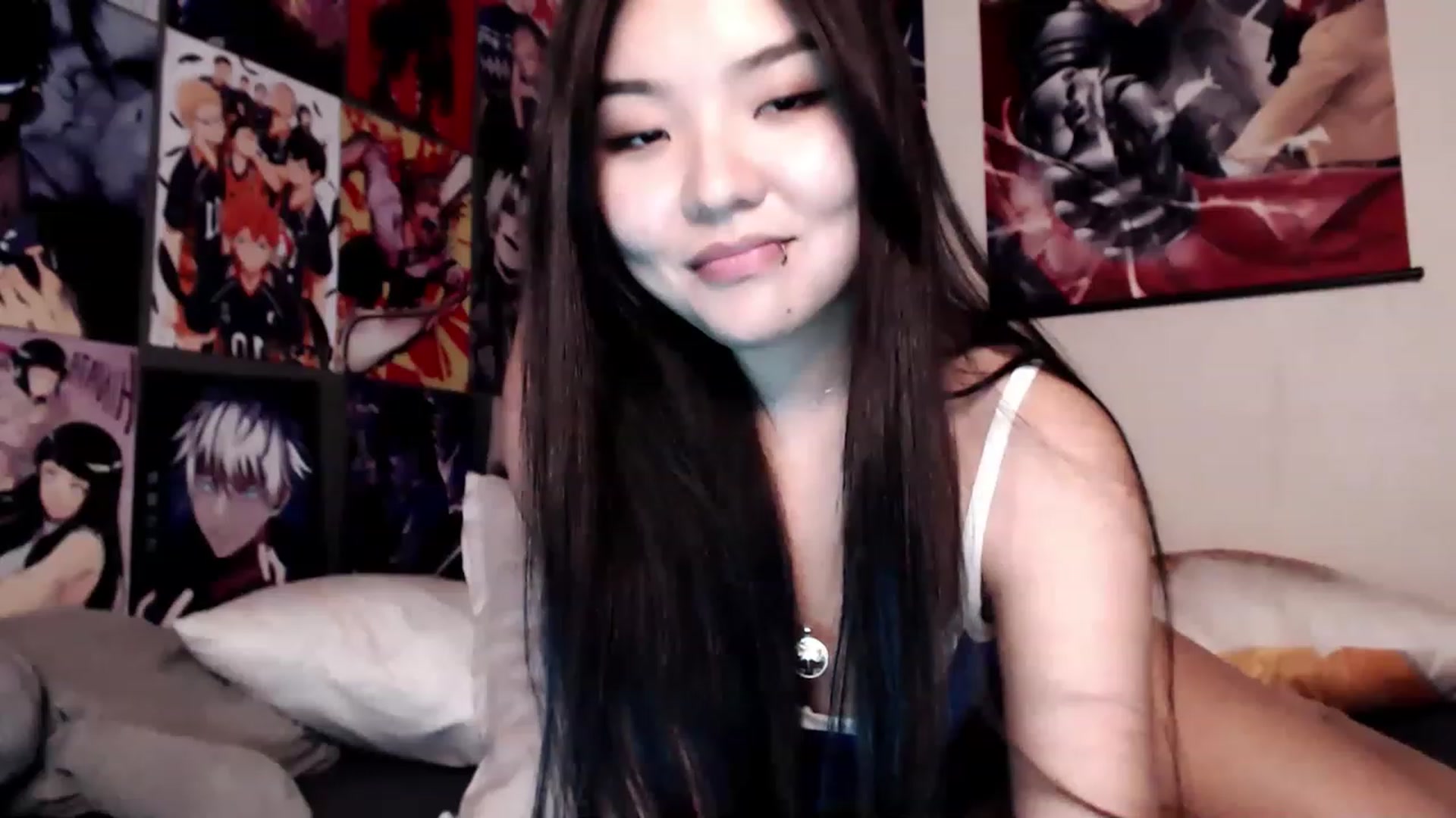 Gallery image thumbnail from Melody__K's myfreecams stream on, 12/10/2022, 12:29 image 1 of 20