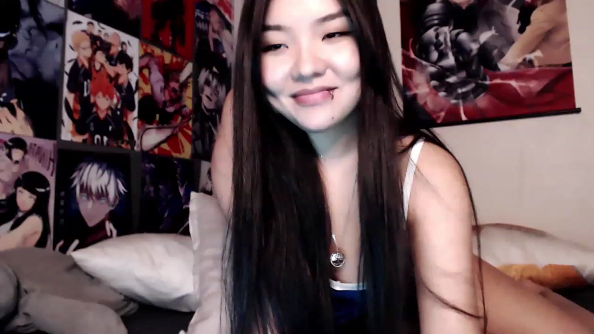 Gallery image thumbnail from Melody__K's myfreecams stream on, 12/10/2022, 12:29 image 2 of 20