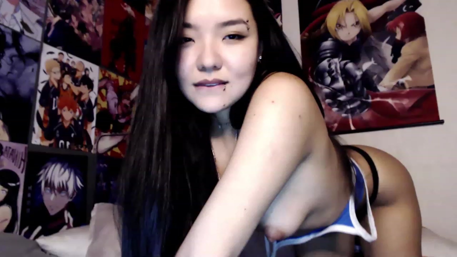 Gallery image thumbnail from Melody__K's myfreecams stream on, 12/10/2022, 13:09 image 13 of 20