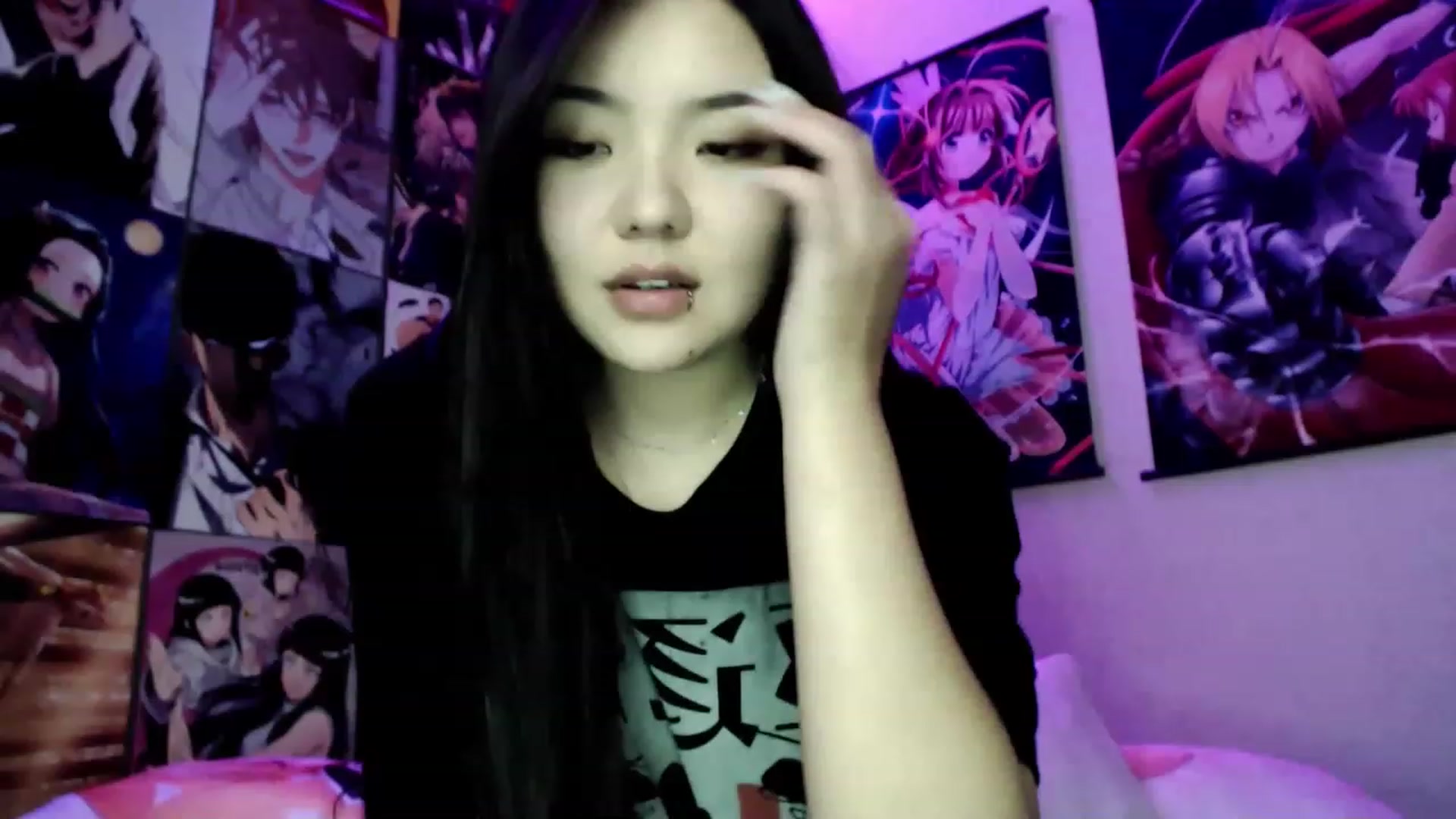 Gallery image thumbnail from Melody__K's myfreecams stream on, 12/22/2022, 14:41 image 5 of 20