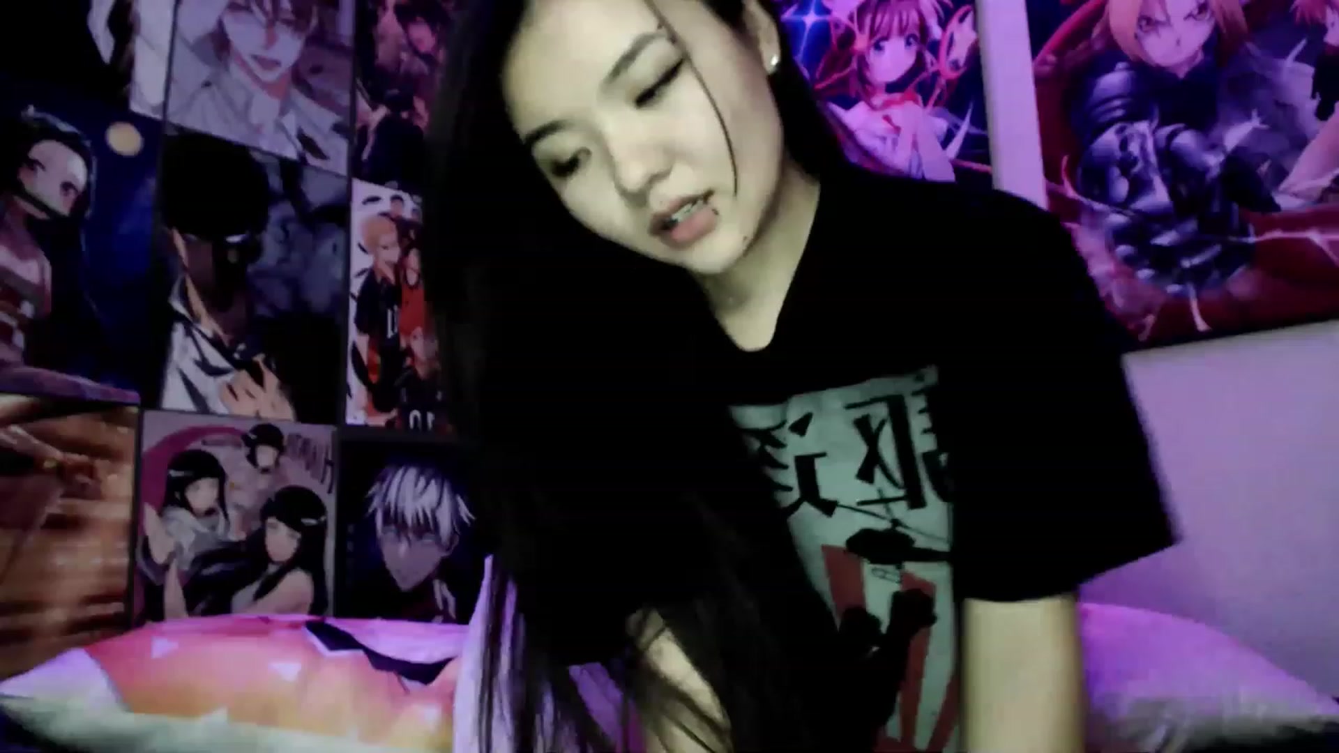 Gallery image thumbnail from Melody__K's myfreecams stream on, 12/22/2022, 14:41 image 8 of 20