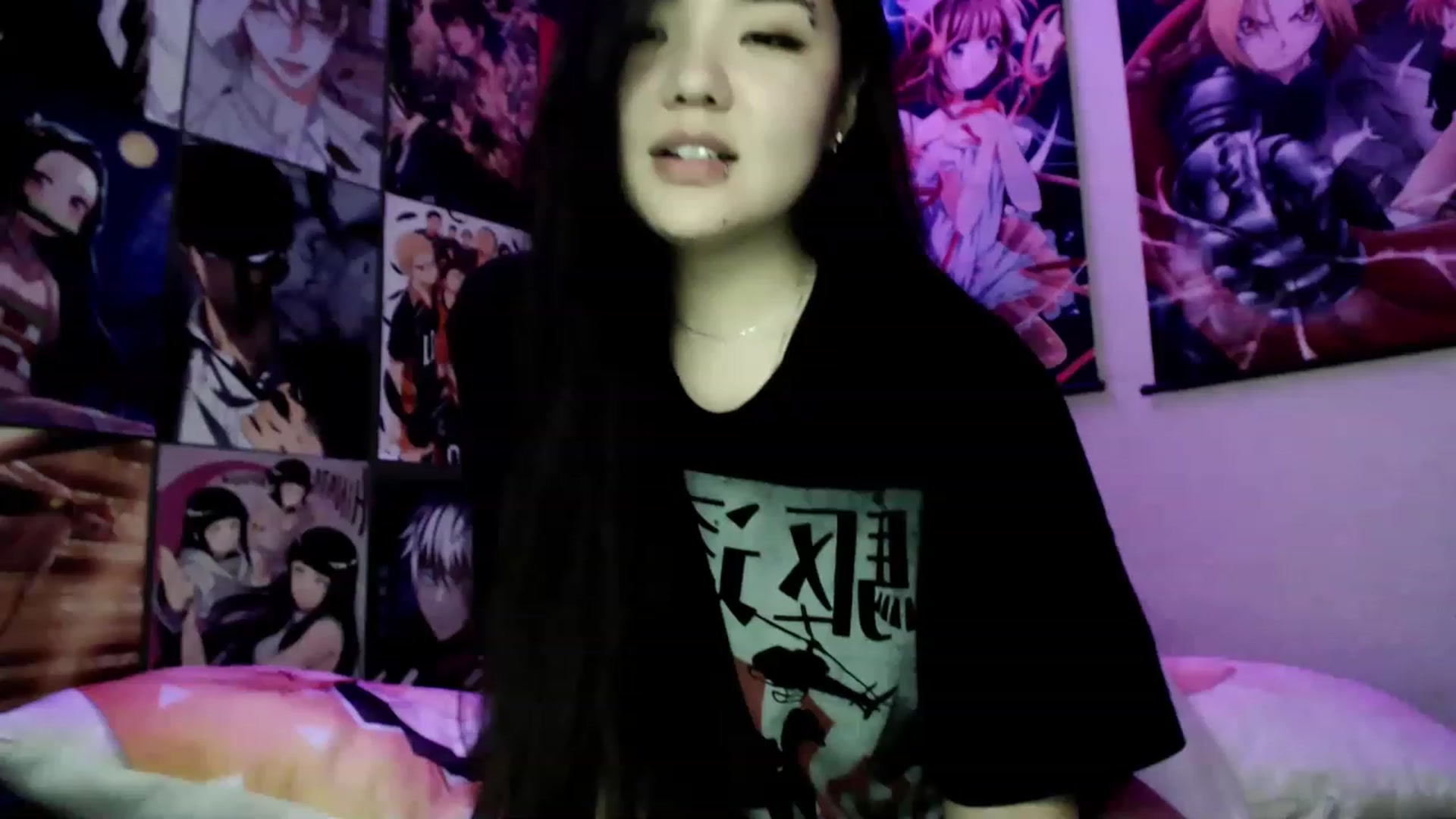 Gallery image thumbnail from Melody__K's myfreecams stream on, 12/22/2022, 14:41 image 1 of 20