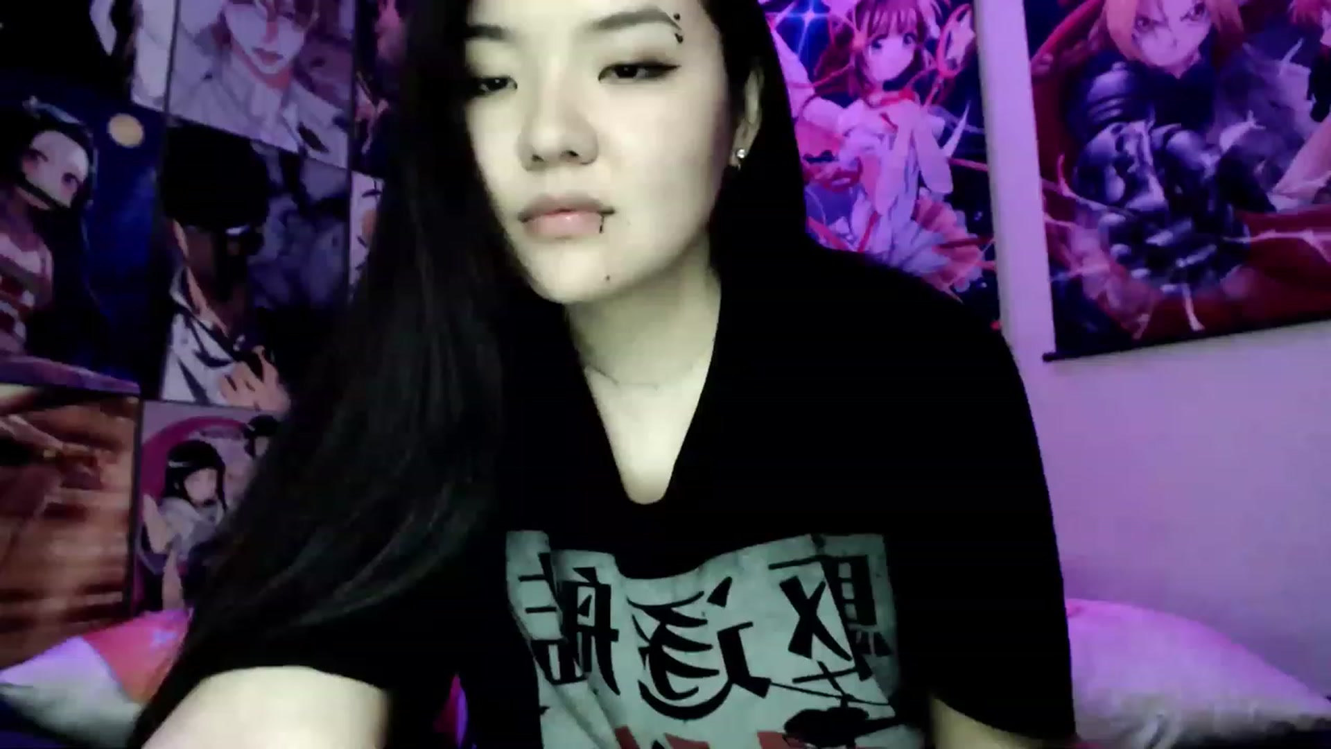 Gallery image thumbnail from Melody__K's myfreecams stream on, 12/22/2022, 14:41 image 14 of 20