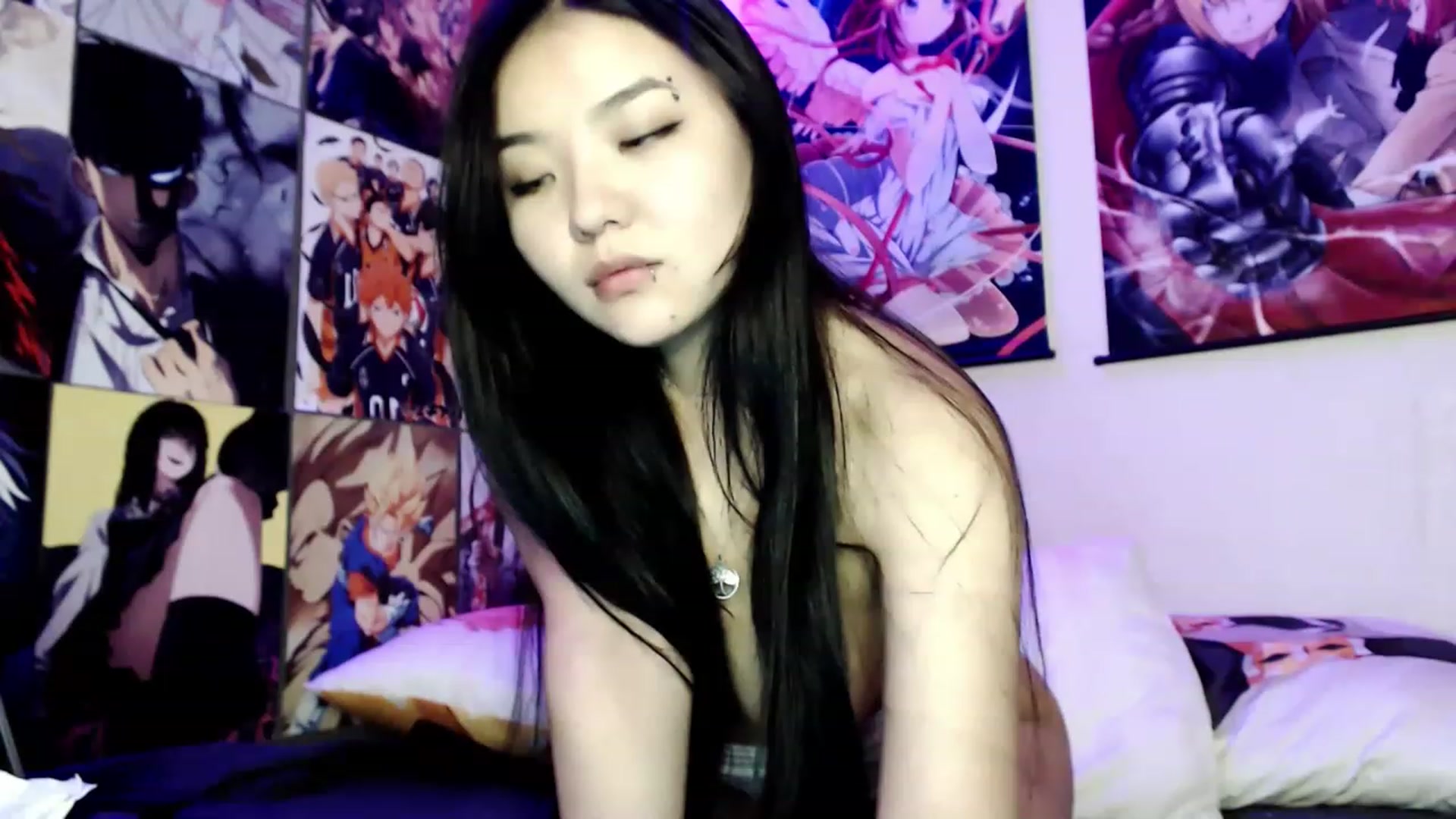 Gallery image thumbnail from Melody__K's myfreecams stream on, 01/10/2023, 12:37 image 10 of 20