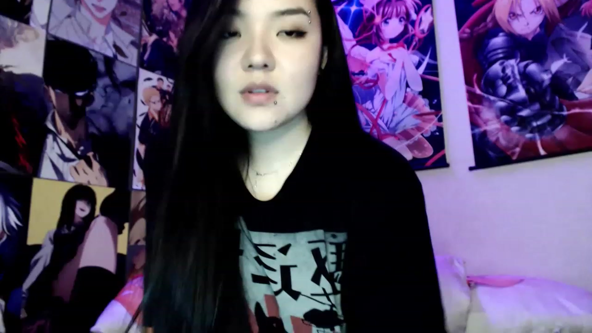 Gallery image thumbnail from Melody__K's myfreecams stream on, 03/03/2023, 18:22 image 5 of 20