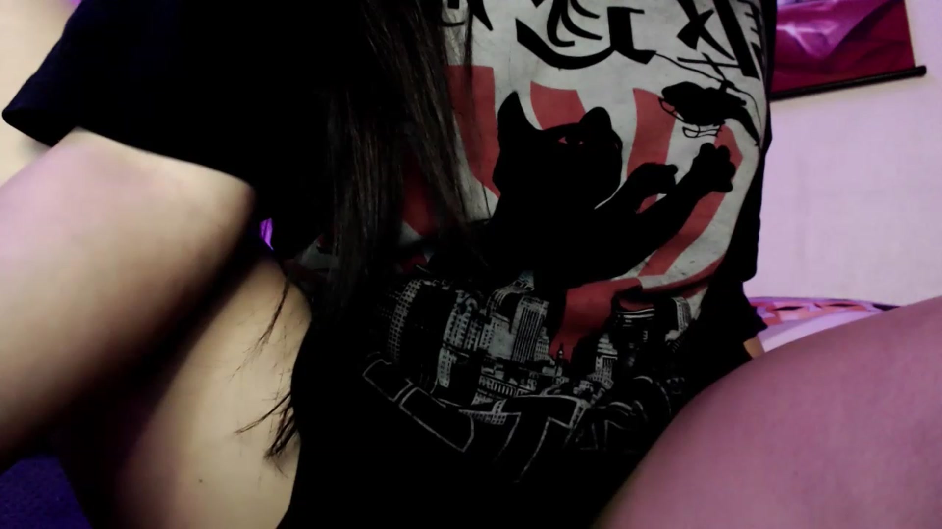 Gallery image thumbnail from Melody__K's myfreecams stream on, 03/12/2023, 14:12 image 11 of 20