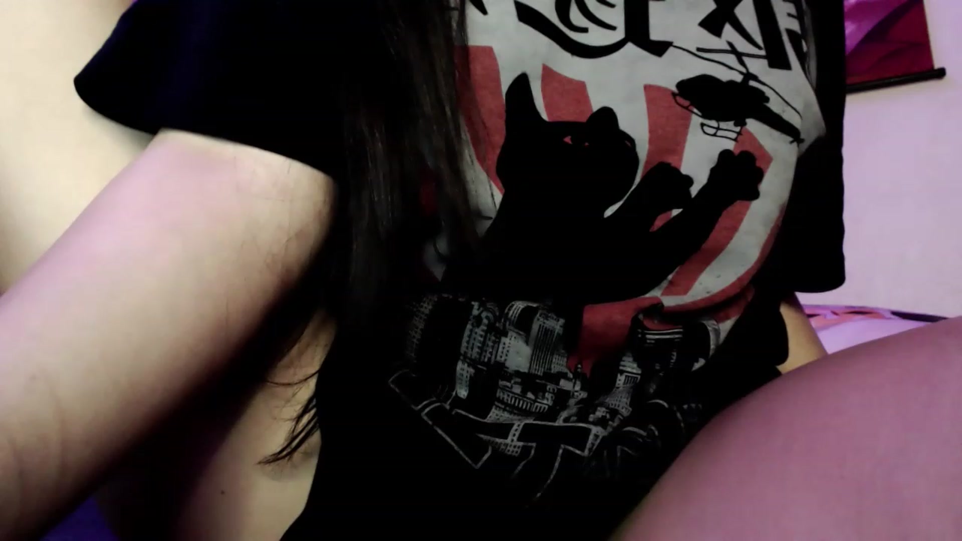 Gallery image thumbnail from Melody__K's myfreecams stream on, 03/12/2023, 14:12 image 10 of 20