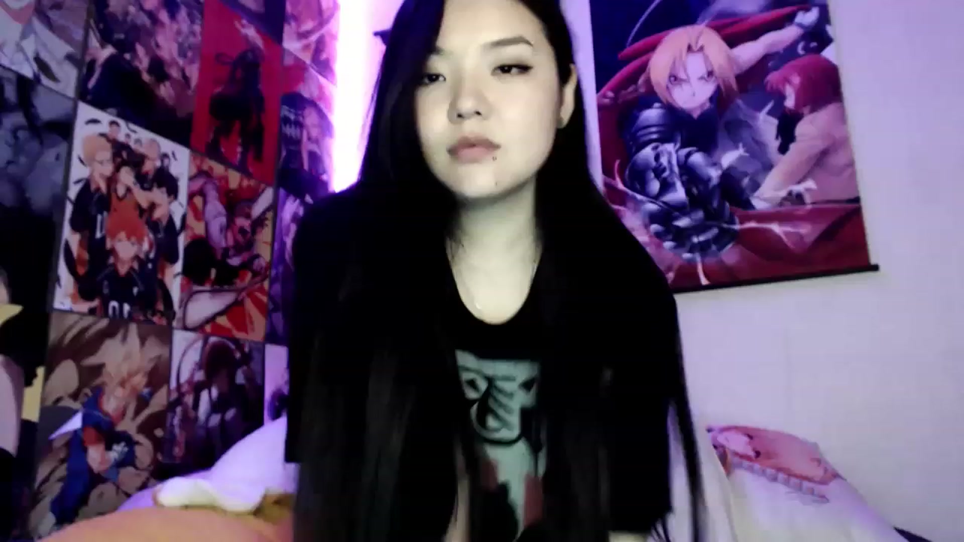Gallery image thumbnail from Melody__K's myfreecams stream on, 04/06/2023, 13:49 image 6 of 20
