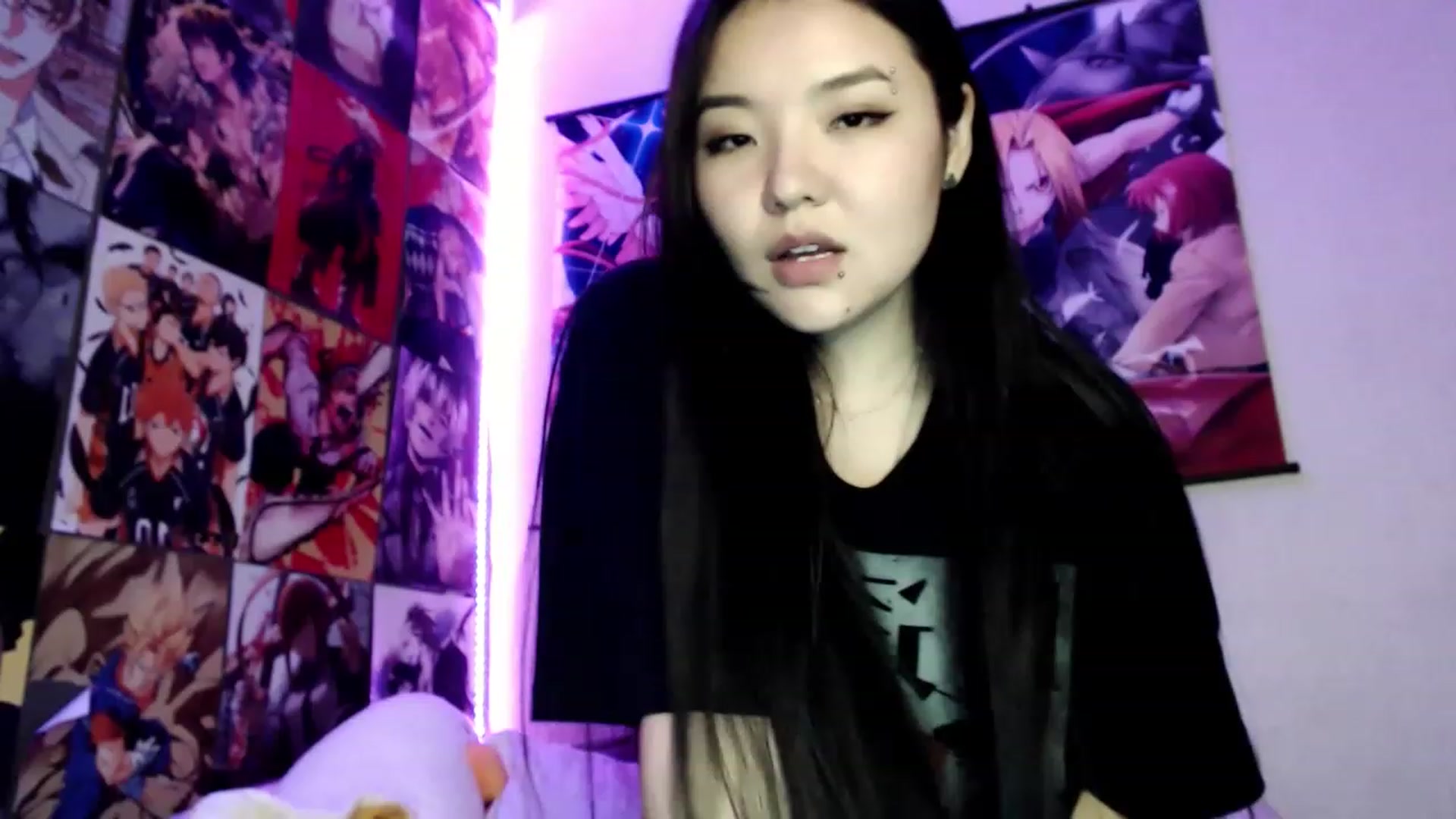 Gallery image thumbnail from Melody__K's myfreecams stream on, 04/06/2023, 13:49 image 11 of 20