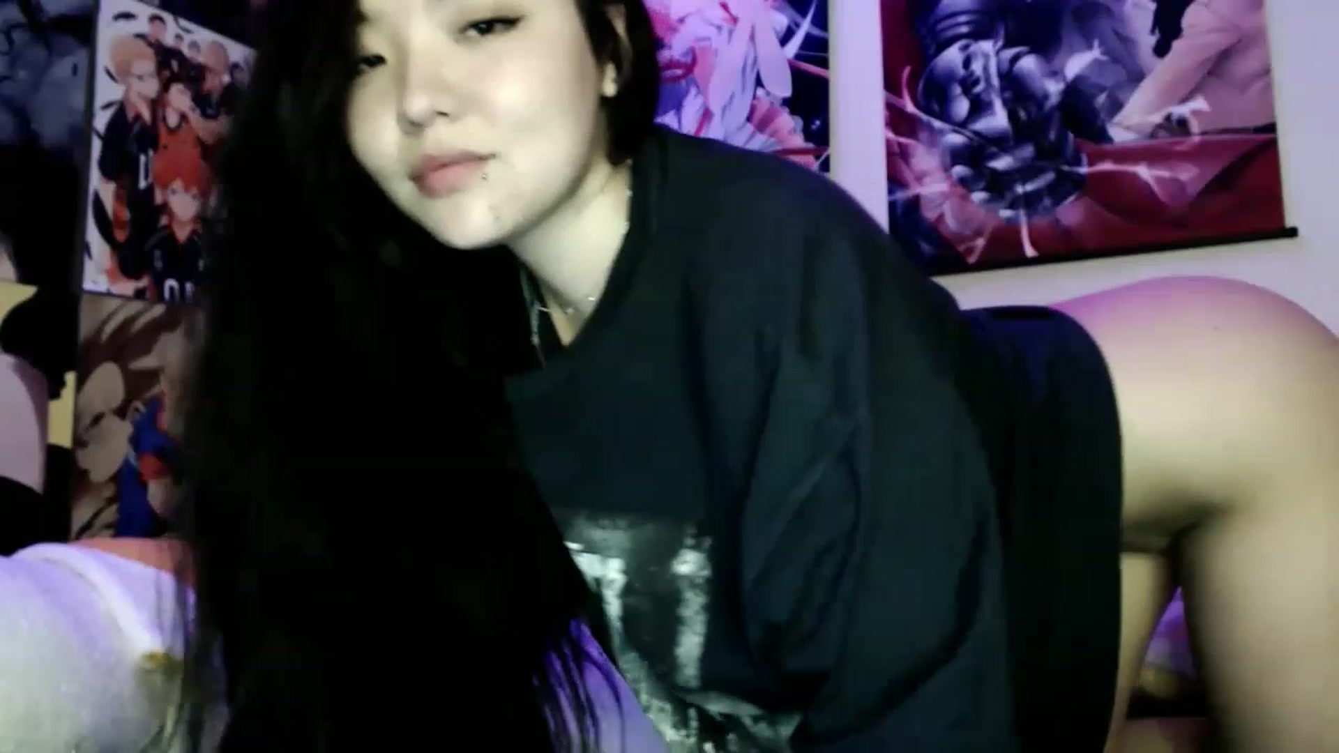 Gallery image thumbnail from Melody__K's myfreecams stream on, 04/25/2023, 15:14 image 15 of 20